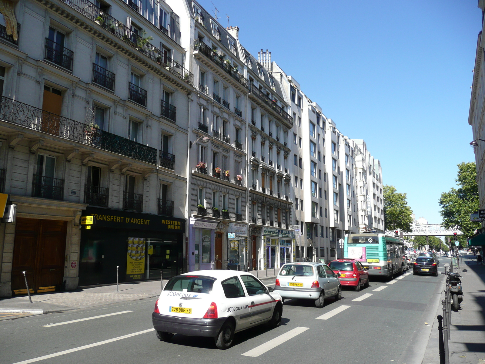 รูปถ่าย ฝรั่งเศส(France) ปารีส(Paris) ถนนลาฟาแย็ต(Rue La Fayette) 2007-08 49