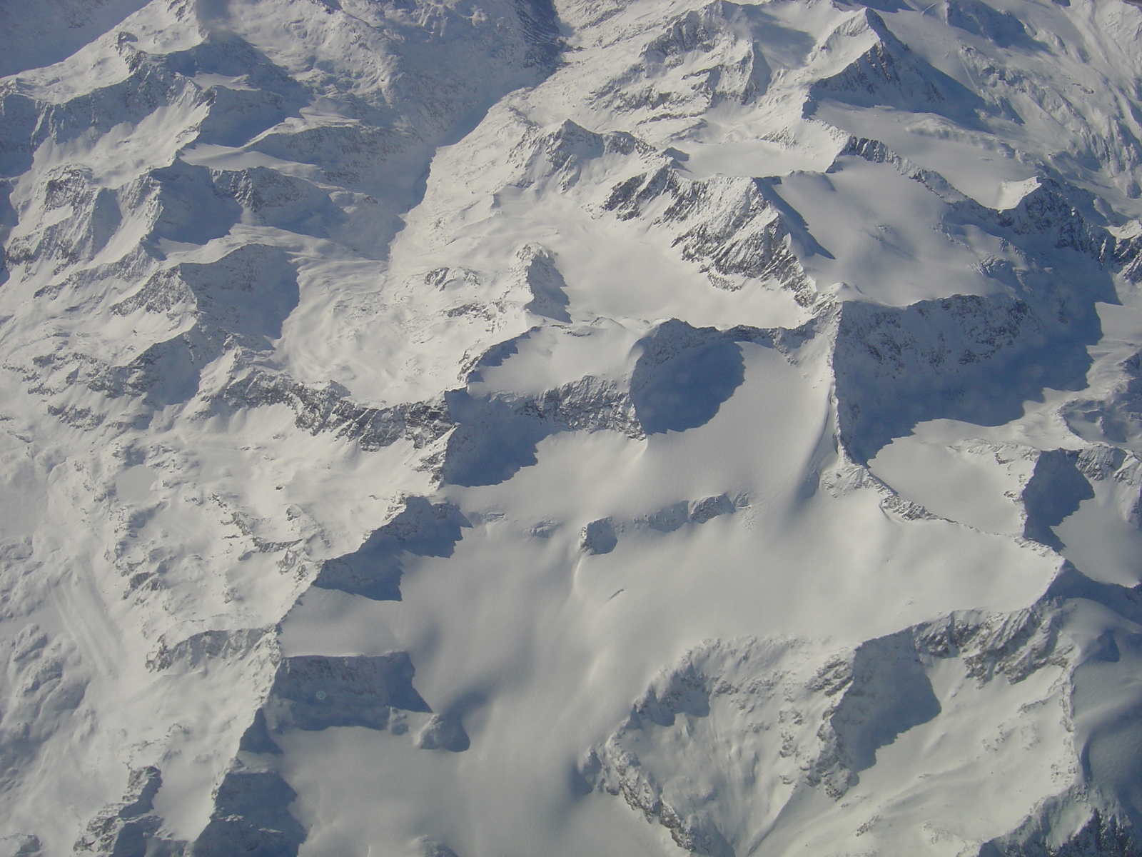 รูปถ่าย ออสเตรีย(Austria) เทืยกเขาแอลป์ (จากมิลานไปมิวนิค)(Alpes(Milan To Munich)) 2005-03 17