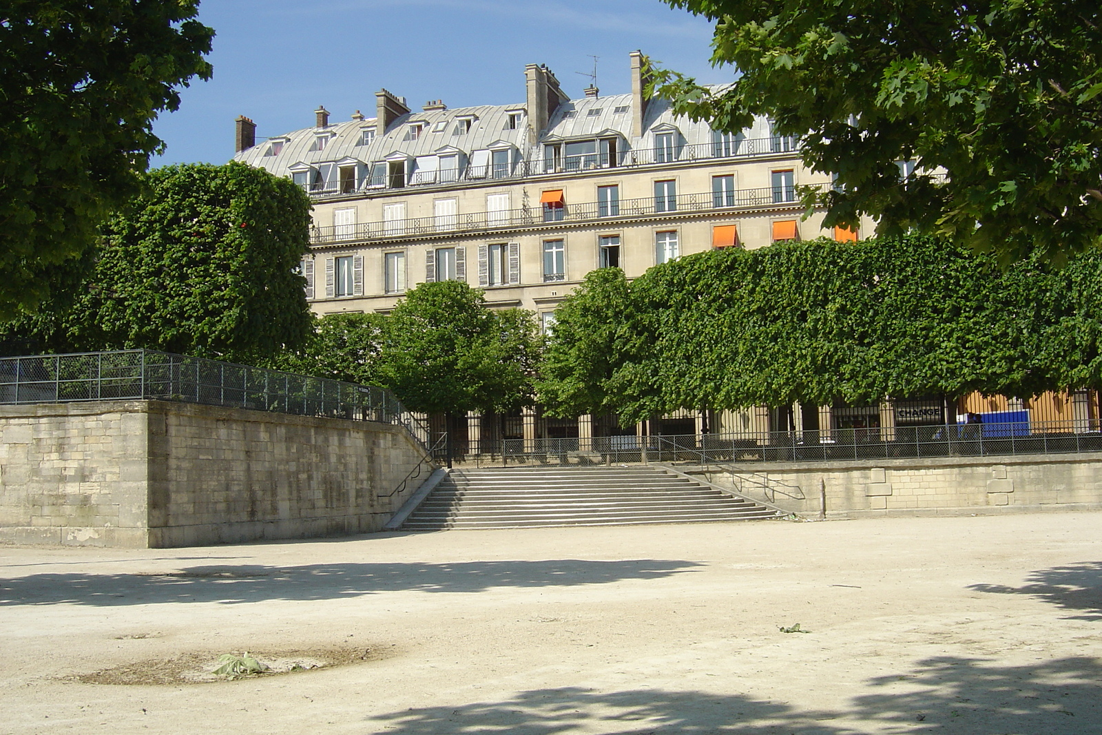 รูปถ่าย ฝรั่งเศส(France) ปารีส(Paris) สวนตุยเลอรี(Garden of Tuileries) 2007-05 15