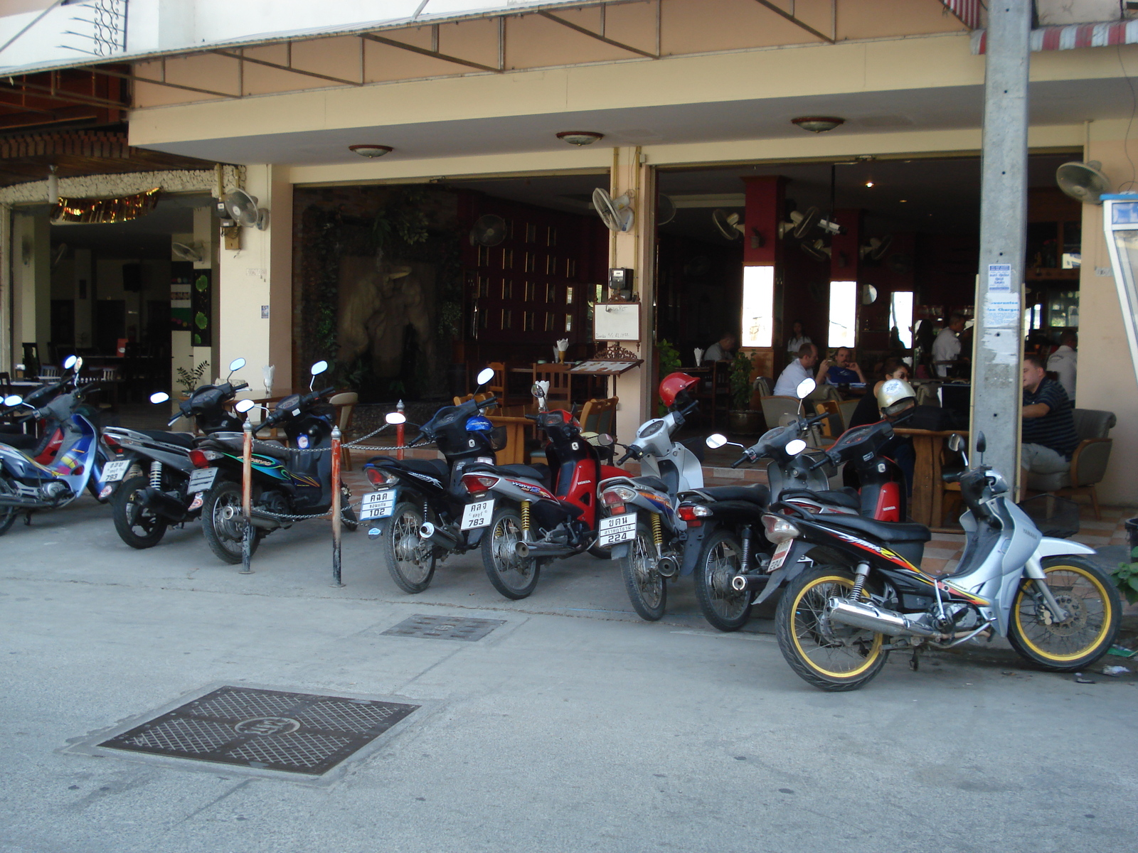 รูปถ่าย ไทย(Thailand) พัทยา(Pattaya) ซอยบัวขาว(Soi Boakhao) 2008-01 12