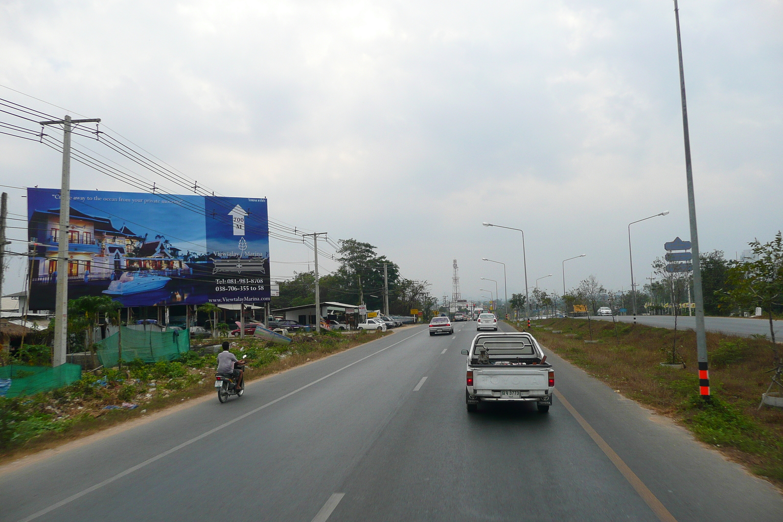 รูปถ่าย ไทย(Thailand) ชลบุรี(Chonburi) ถนนสุขุมวิท(Sukhumvit road) 2008-01 39