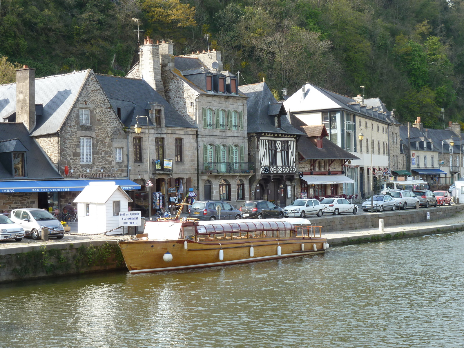 รูปถ่าย ฝรั่งเศส(France) ดีน็อง(Dinan) ริมแม่น้ำดีน็อง(Dinan Riverside) 2010-04 23