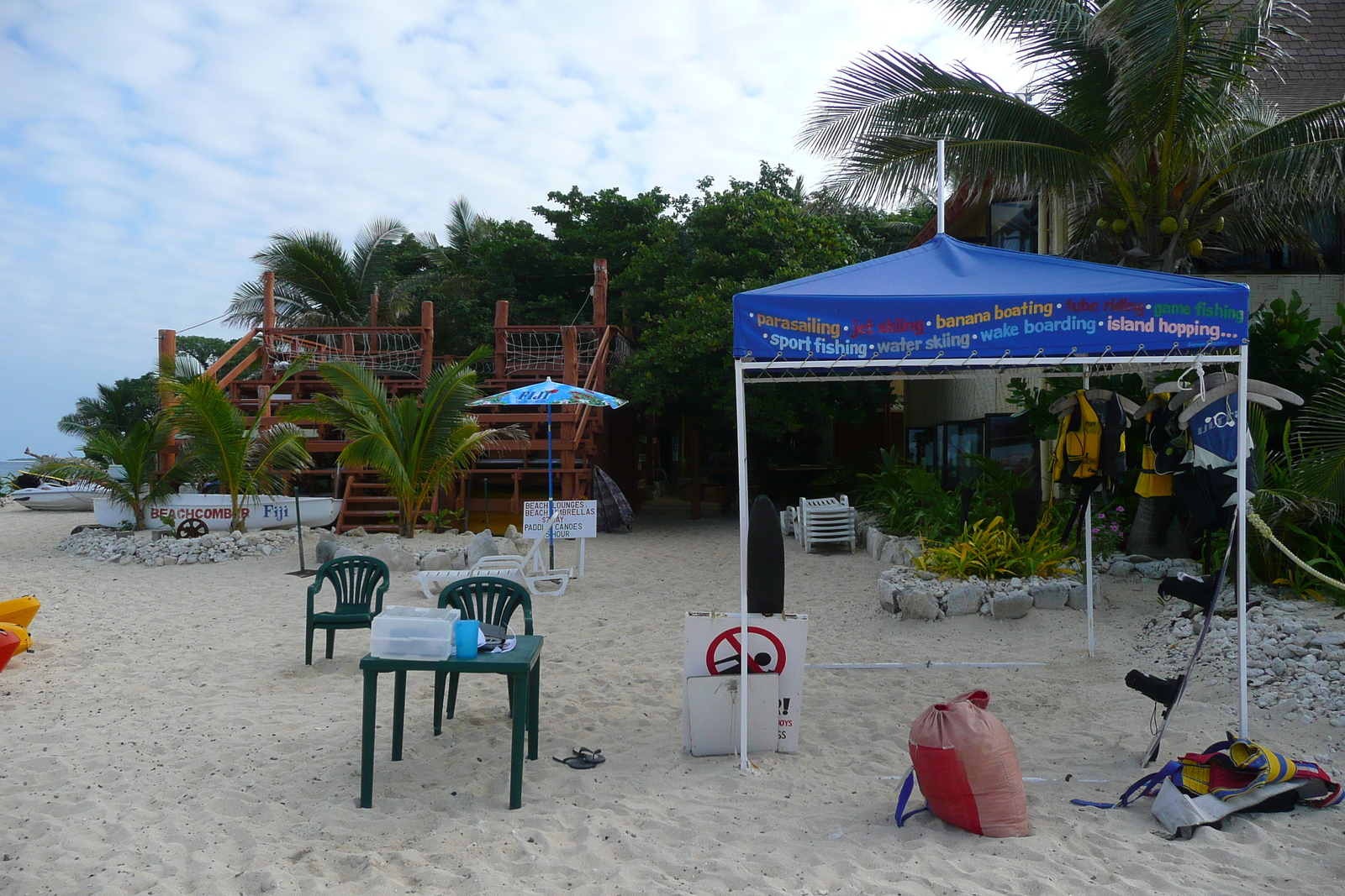 รูปถ่าย ฟิจิ(Fiji) เกาะบีชโคมเบอร์(Beachcomber Island) 2010-05 57