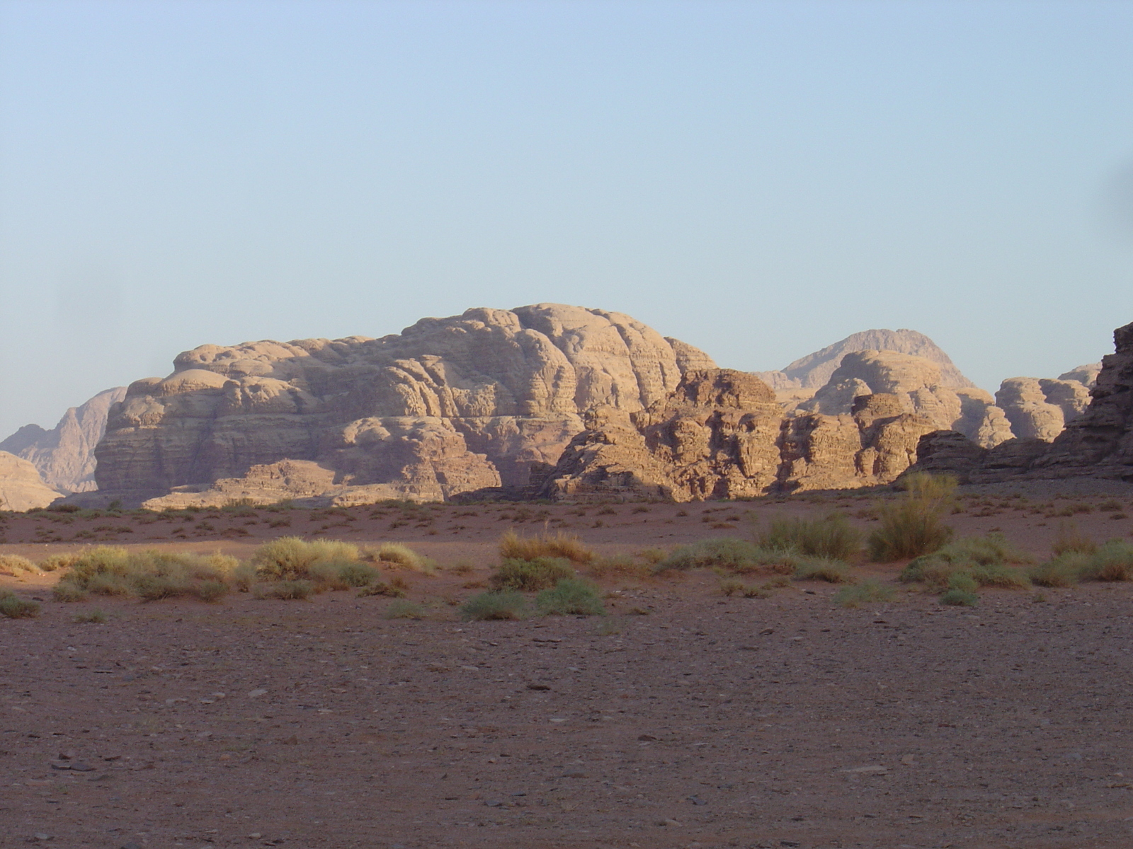 รูปถ่าย จอร์แดน(Jordan) ทะเลทรายวาดีรัม(Wadi Rum Desert) 2004-10 102