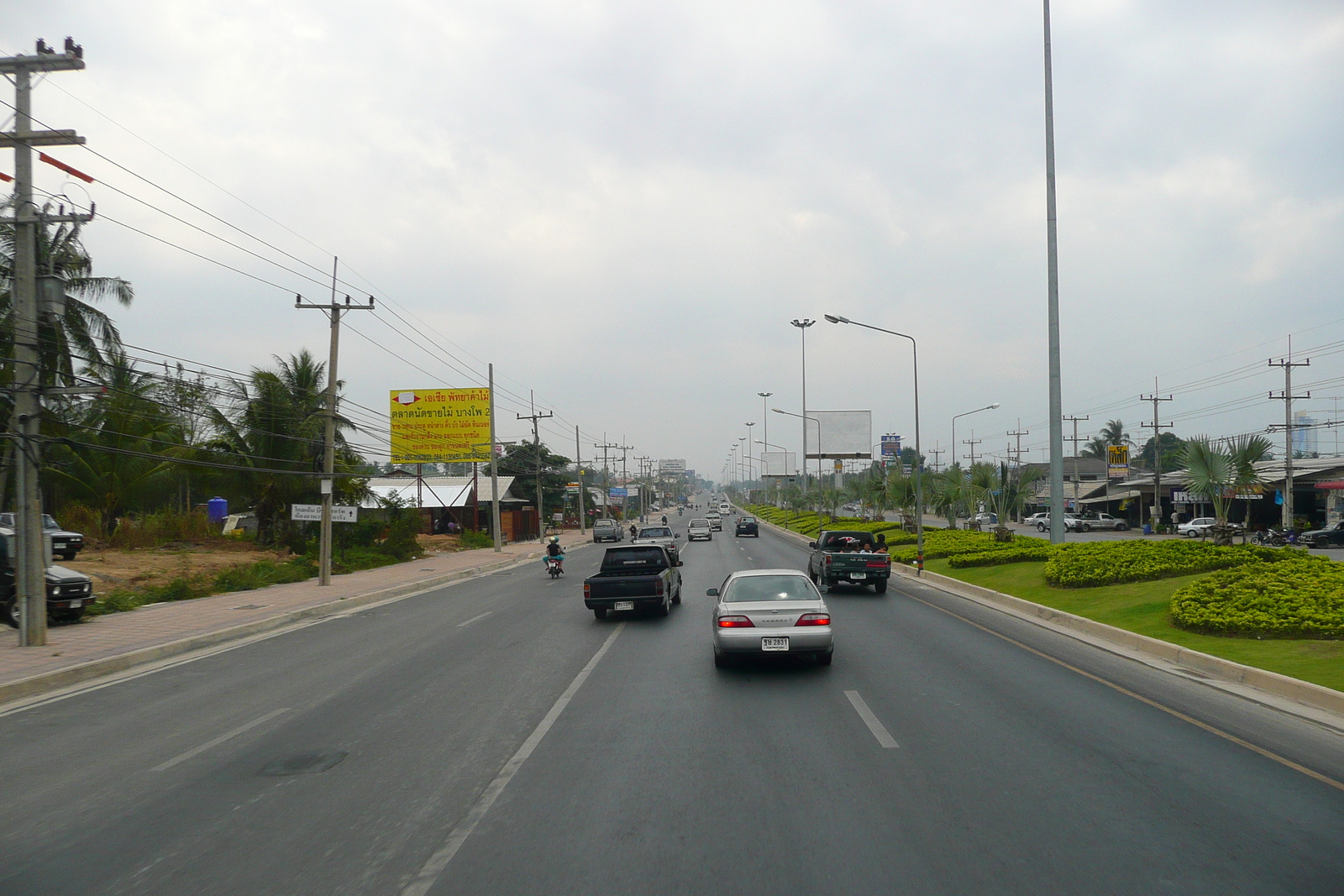 รูปถ่าย ไทย(Thailand) ชลบุรี(Chonburi) ถนนสุขุมวิท(Sukhumvit road) 2008-01 122