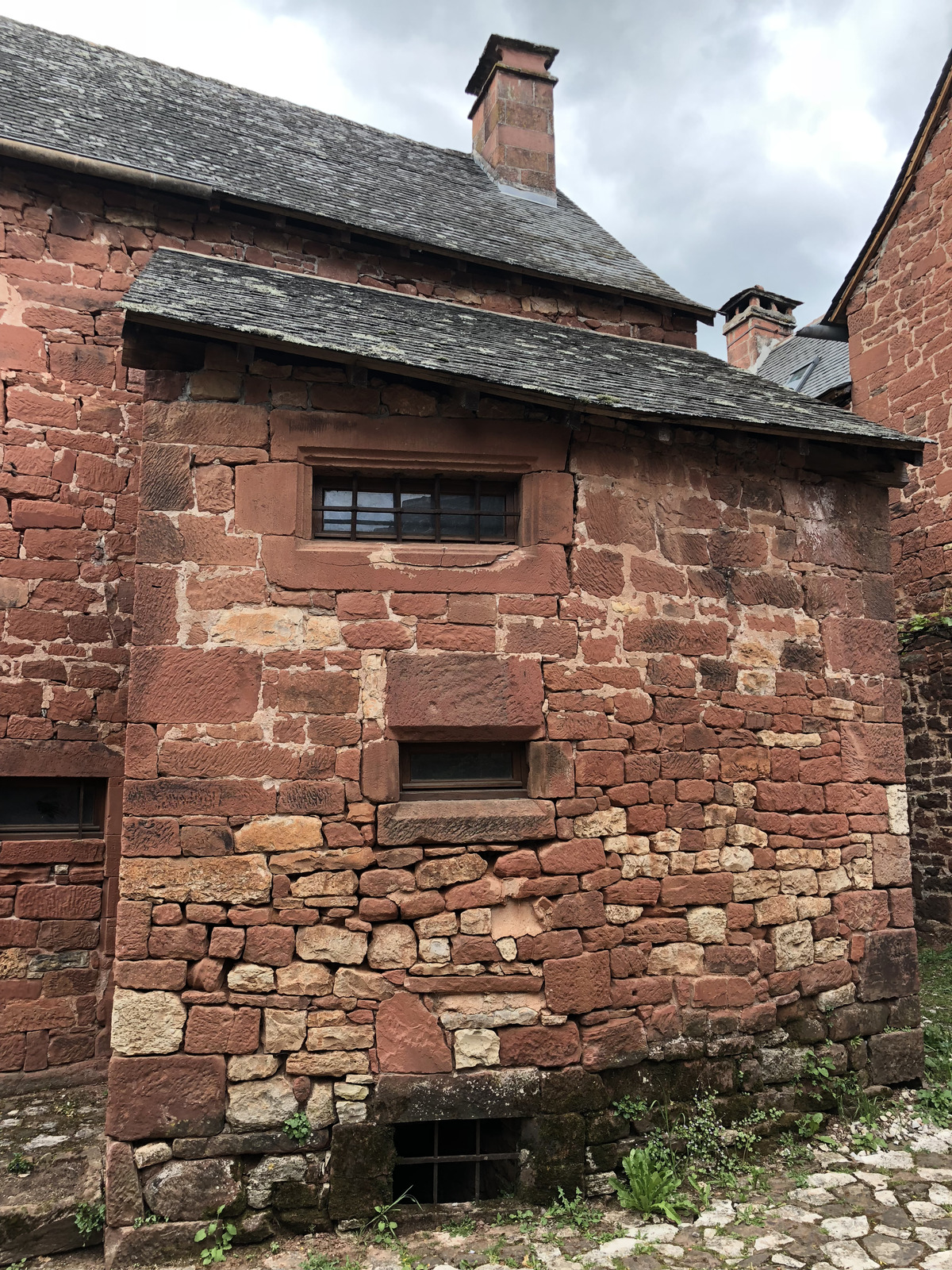 รูปถ่าย ฝรั่งเศส(France) กอลงฌ์-ลา-รูฌ(Collonges la Rouge) 2018-04 5