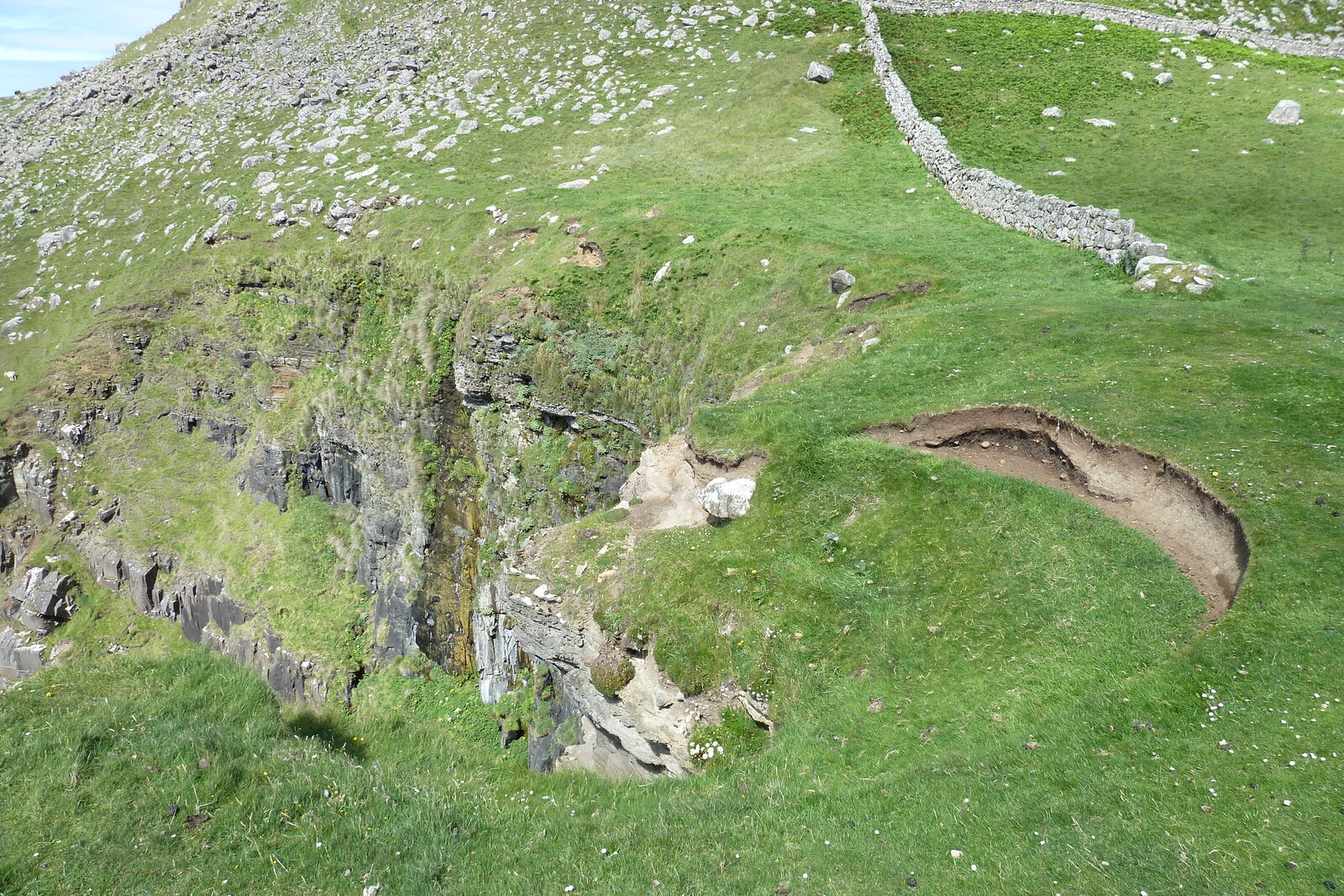 รูปถ่าย อังกฤษ(United Kingdom) เกาะสกาย(Skye) แหลมนีสต์พอยต์(Neist Point) 2011-07 31