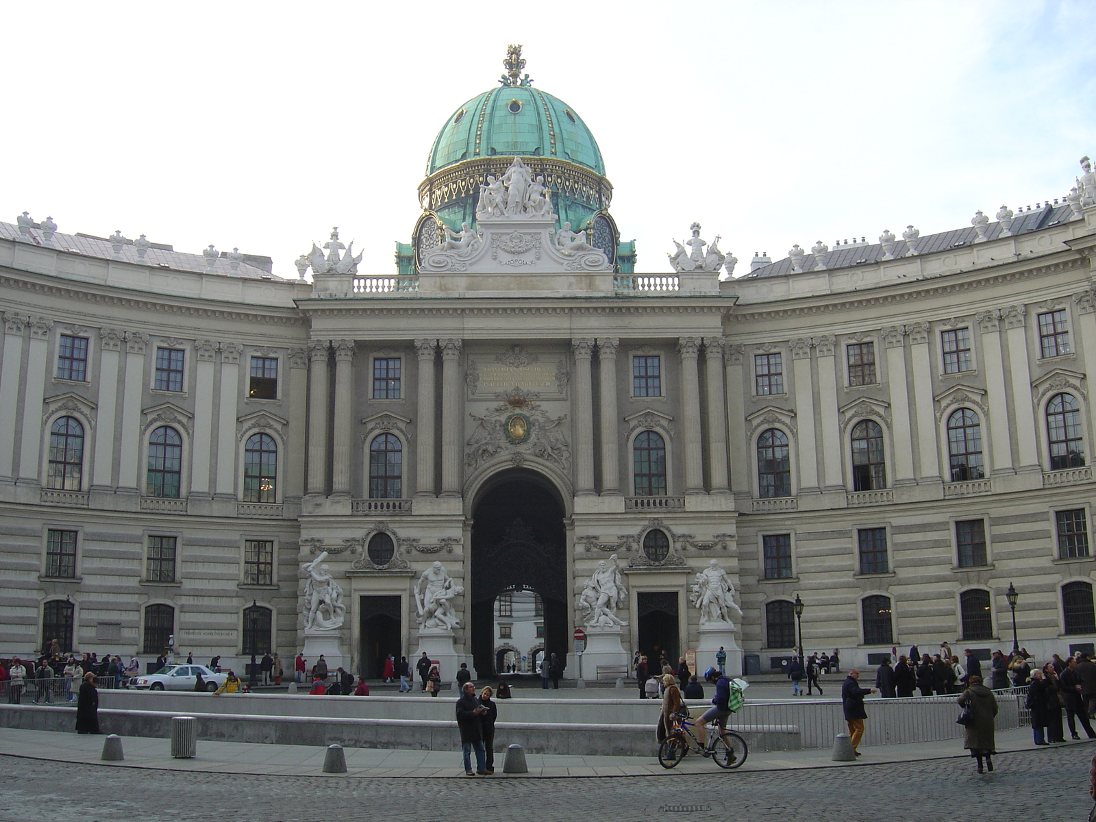 รูปถ่าย ออสเตรีย(Austria) เวียนนา(Vienna) 2004-11 88