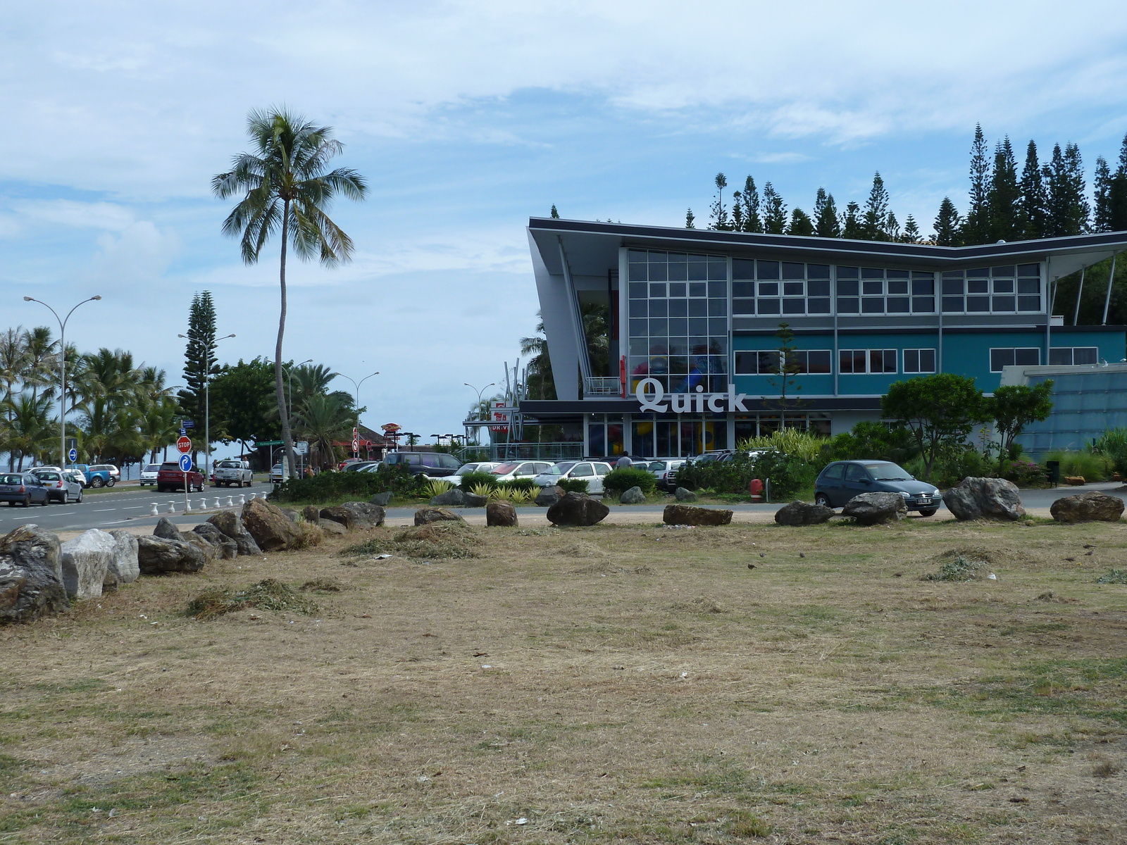 รูปถ่าย นิวแคลิโดเนีย(New Caledonia) นูเมอา(Noumea) อ่าวอ็องส์วาตา(Anse Vata) 2010-05 18
