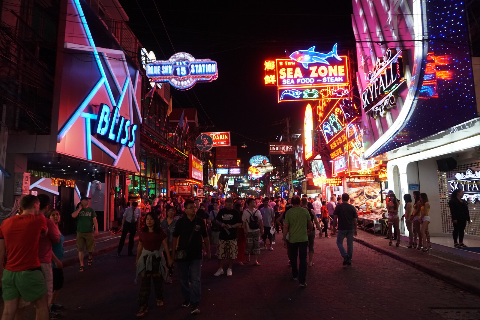 รูปถ่าย ไทย(Thailand) พัทยา(Pattaya) ถนนคนเดิน(Walking Street) 2016-12 6
