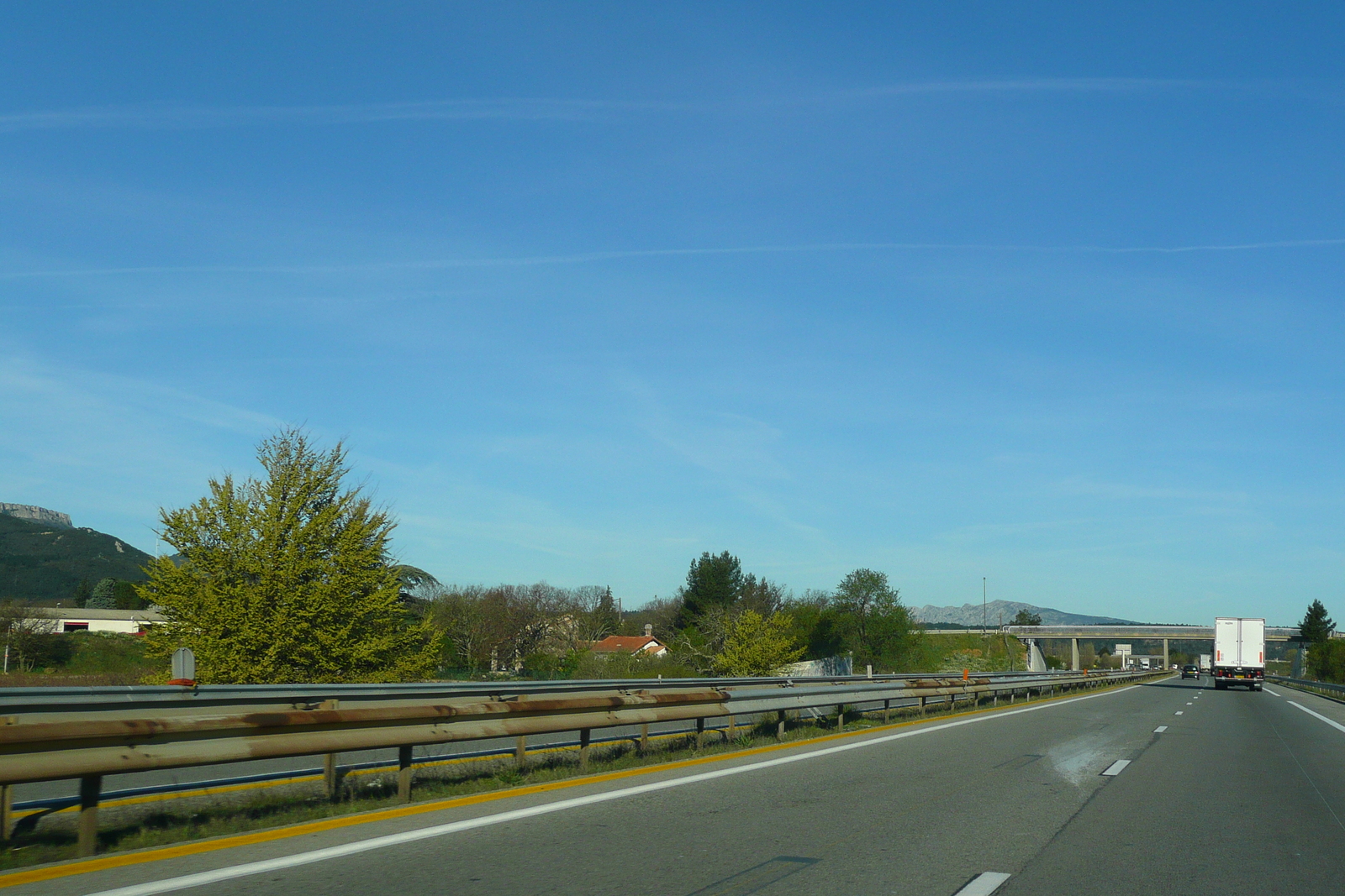 รูปถ่าย ฝรั่งเศส(France) เฟรนช์ริวิเอรา(French Riviera) ถนนจากเลอลุกไปแอ็กซ์(Le Luc to Aix Road) 2008-04 15