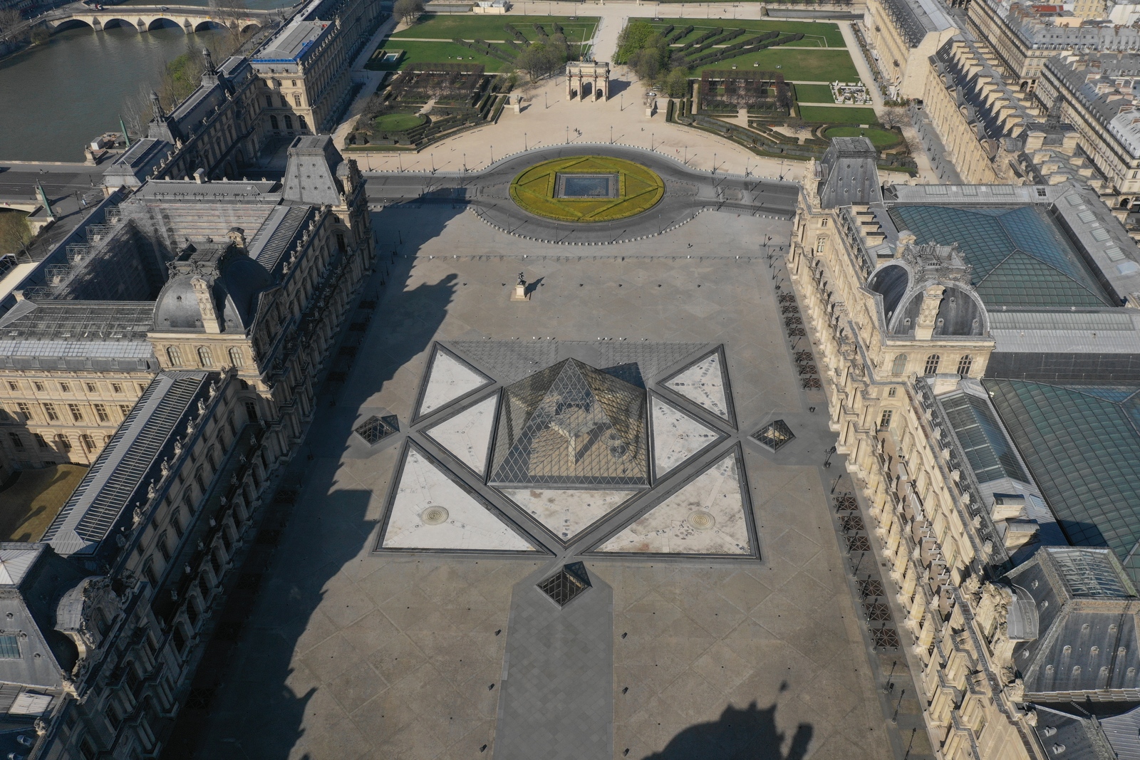 รูปถ่าย ฝรั่งเศส(France) ปารีสช่วงล็อกดาวน์(Paris lockdown) 2020-03 164