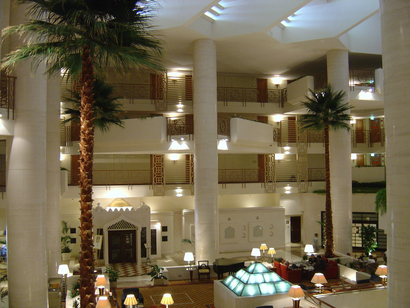 รูปถ่าย สหรัฐอาหรับเอมิเรตส์(United Arab Emirates) ดูไบ(Dubai) โรงแรมเชอราตัน ดูไบครีก(Sheraton Dubai Creek Hotel) 2005-03 20