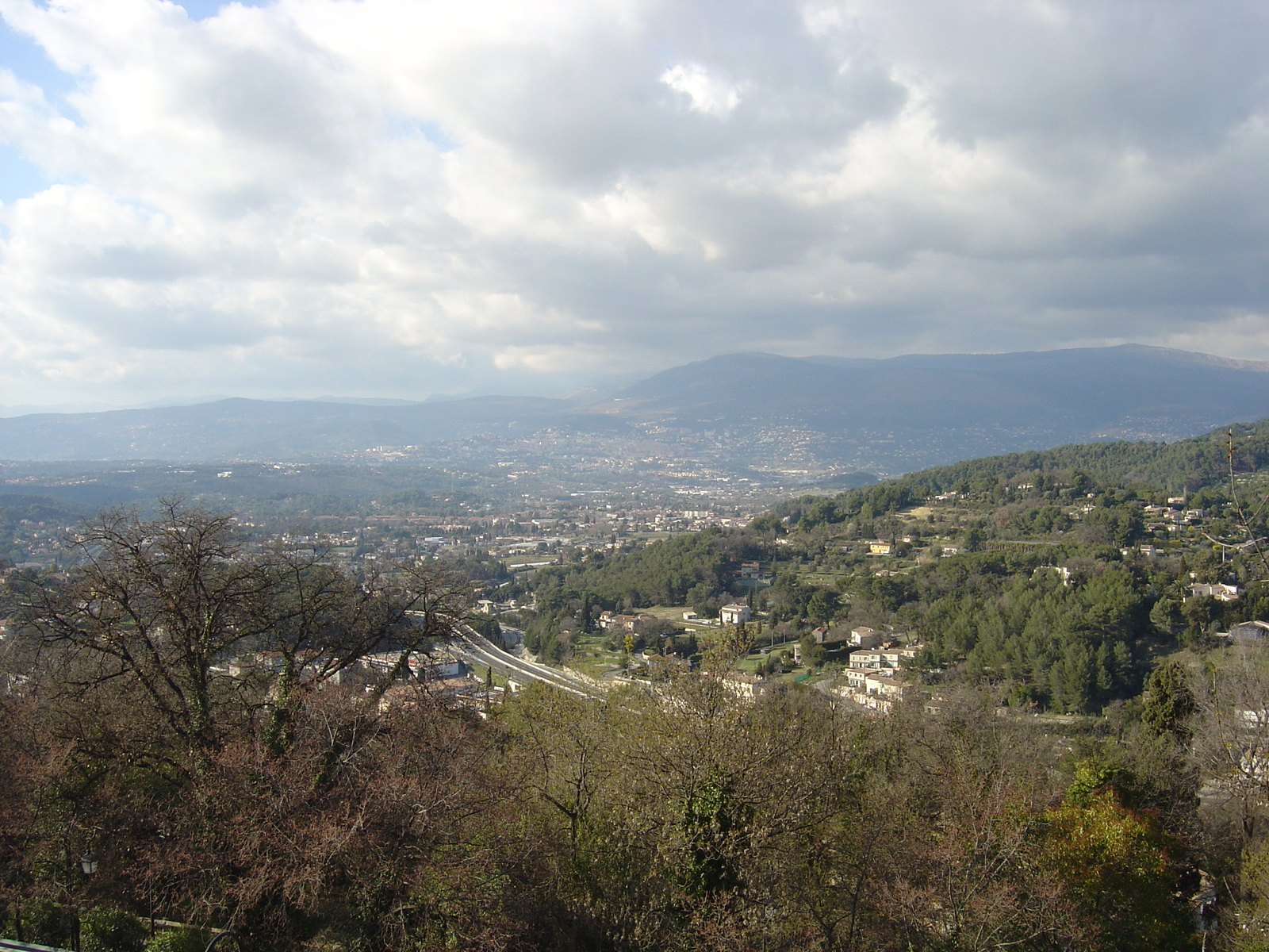 รูปถ่าย ฝรั่งเศส(France) มูแก็งส์(Mougins) 2006-02 17