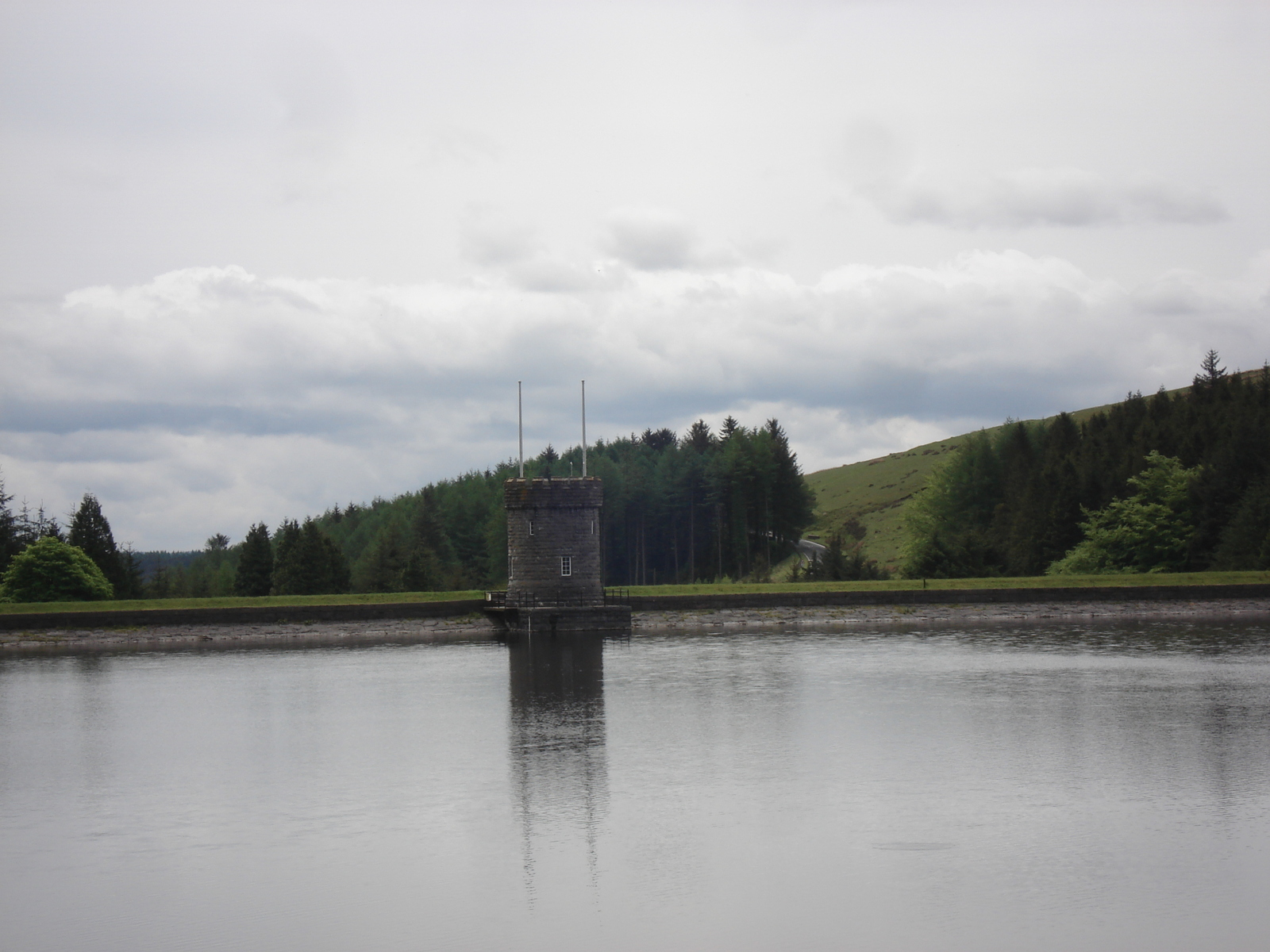 รูปถ่าย อังกฤษ(United Kingdom) อุทยานแห่งชาติเบรคอนบีคอนส์(Brecon Beacons National Park) 2006-05 31