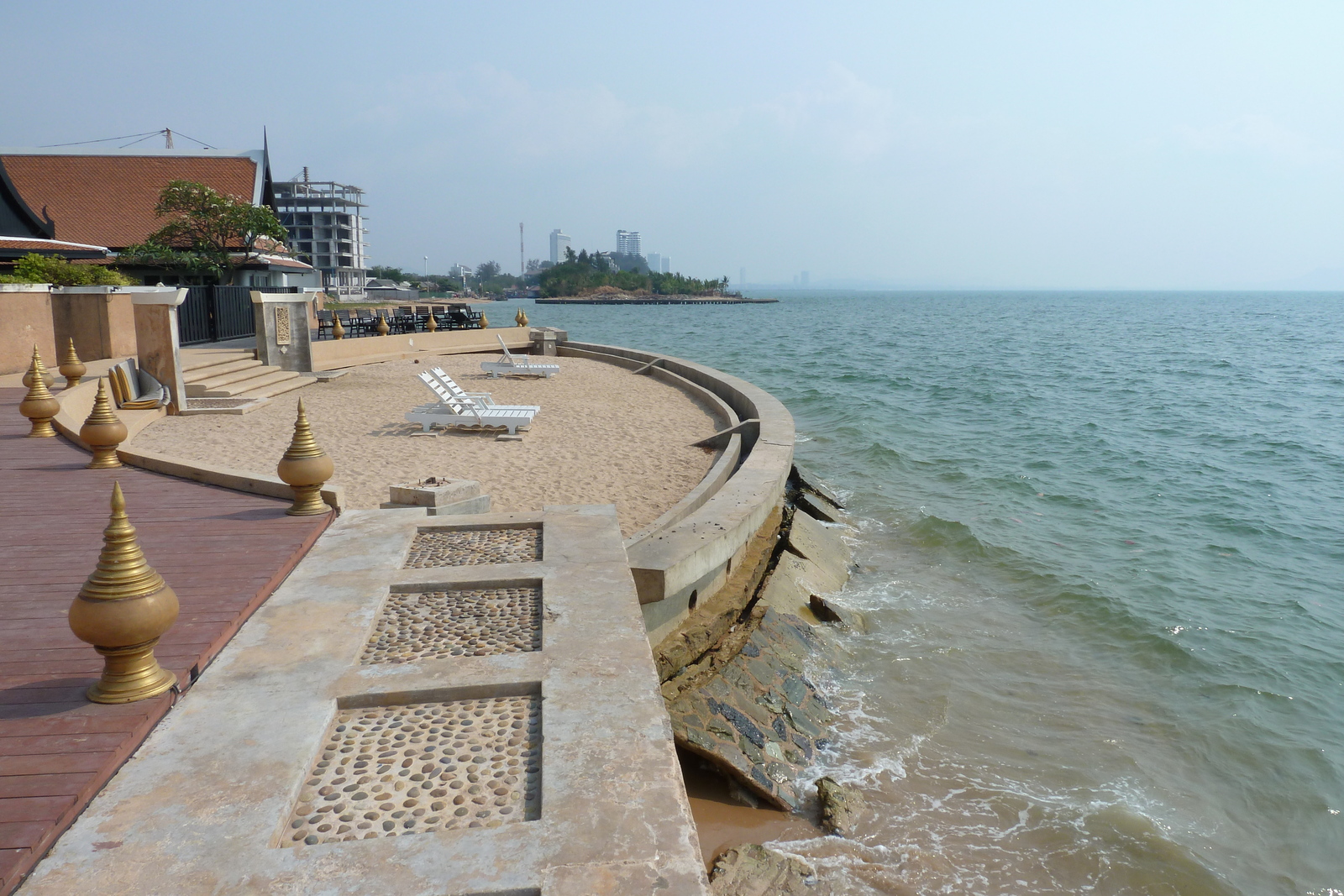 รูปถ่าย ไทย(Thailand) จอมเทียน(Jomtien) คอนโดลารอยัลบีช(La Royale Beach condo) 2011-02 22