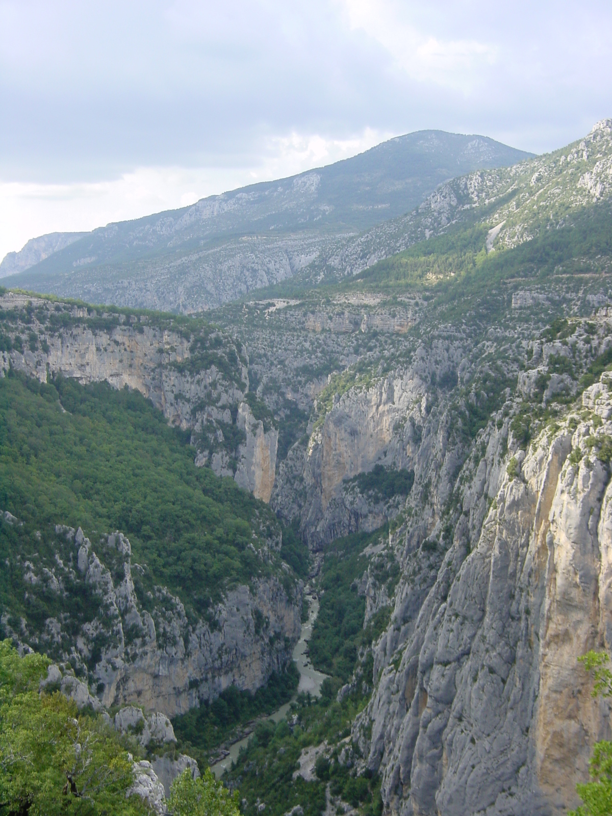 รูปถ่าย ฝรั่งเศส(France) หุบผาชันแวร์ดง(Gorges du Verdon) 2002-09 26