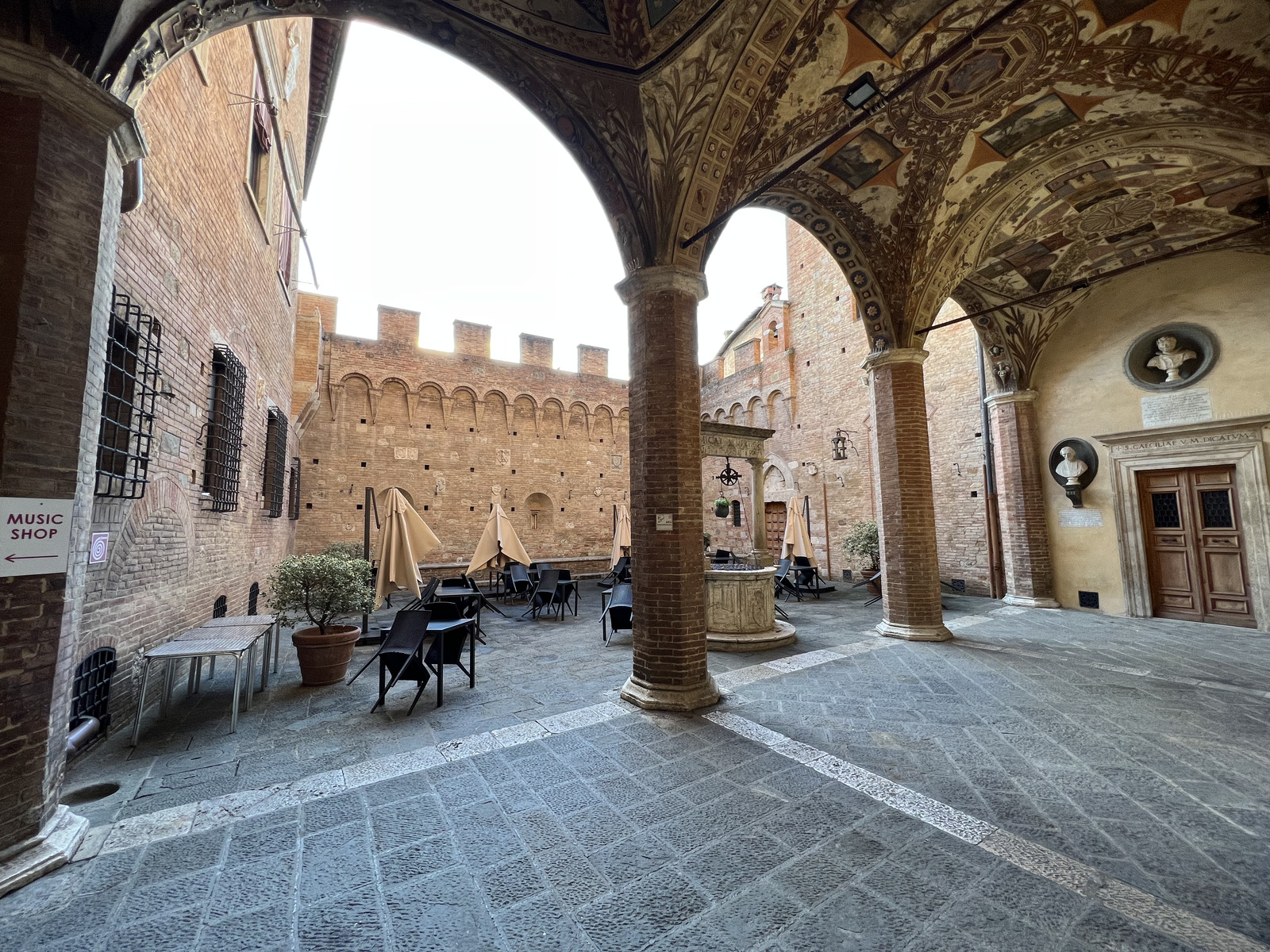 รูปถ่าย อิตาลี(Italy) ซีเอน่า(Siena) 2021-09 58