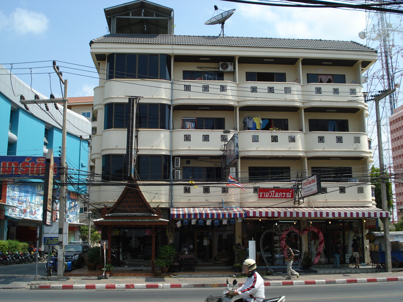 รูปถ่าย ไทย(Thailand) พัทยา(Pattaya) ถนนพัทยาใต้(Pattaya Tai Road) 2007-03 95