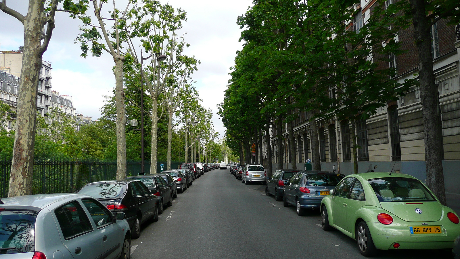 รูปถ่าย ฝรั่งเศส(France) ปารีส(Paris) คุ้มที่ 17 (17th Arrondissement) ถนนแปแรร์(Boulevard Pereire) 2007-05 37