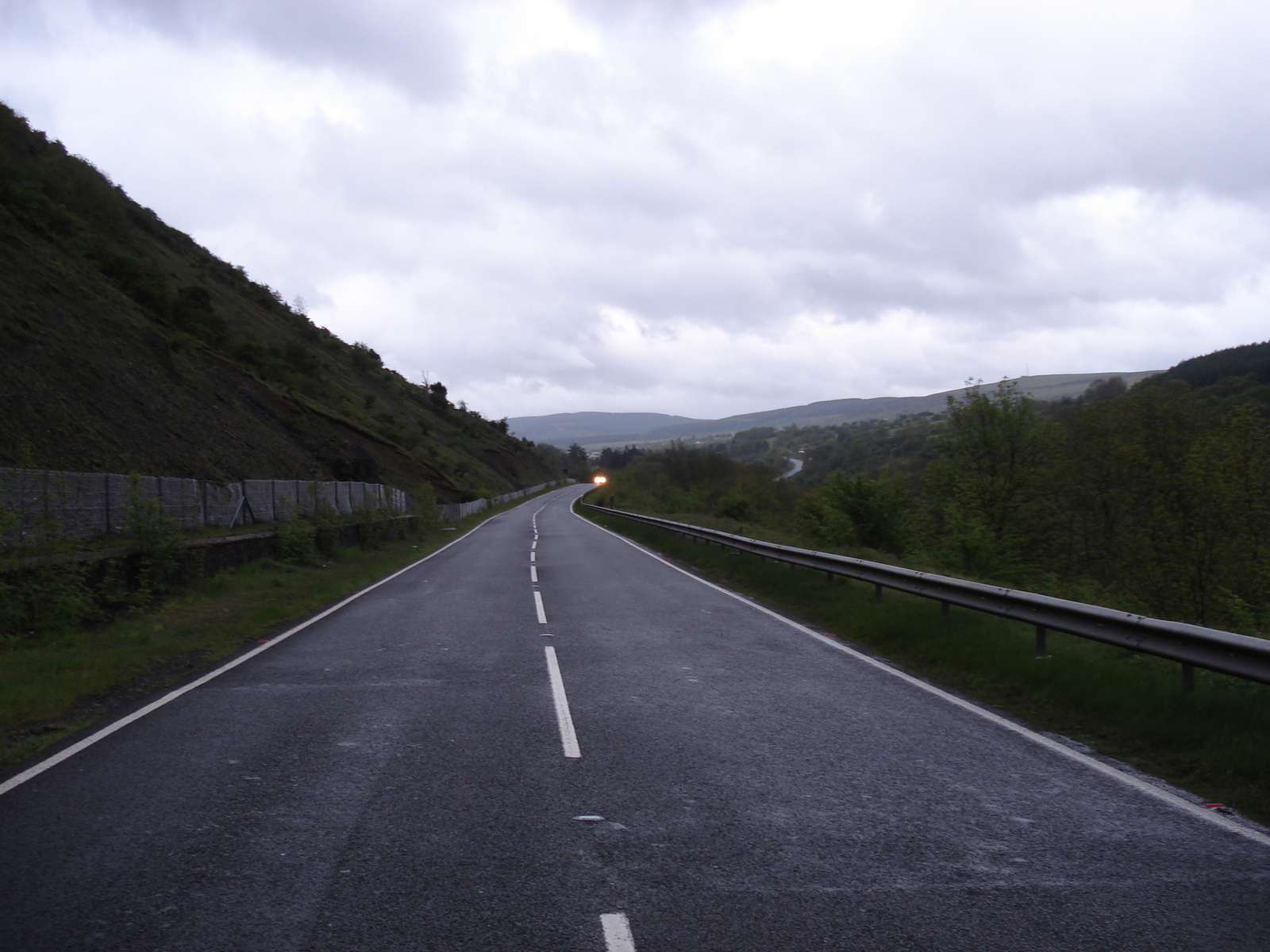 รูปถ่าย อังกฤษ(United Kingdom) อุทยานแห่งชาติเบรคอนบีคอนส์(Brecon Beacons National Park) 2006-05 28