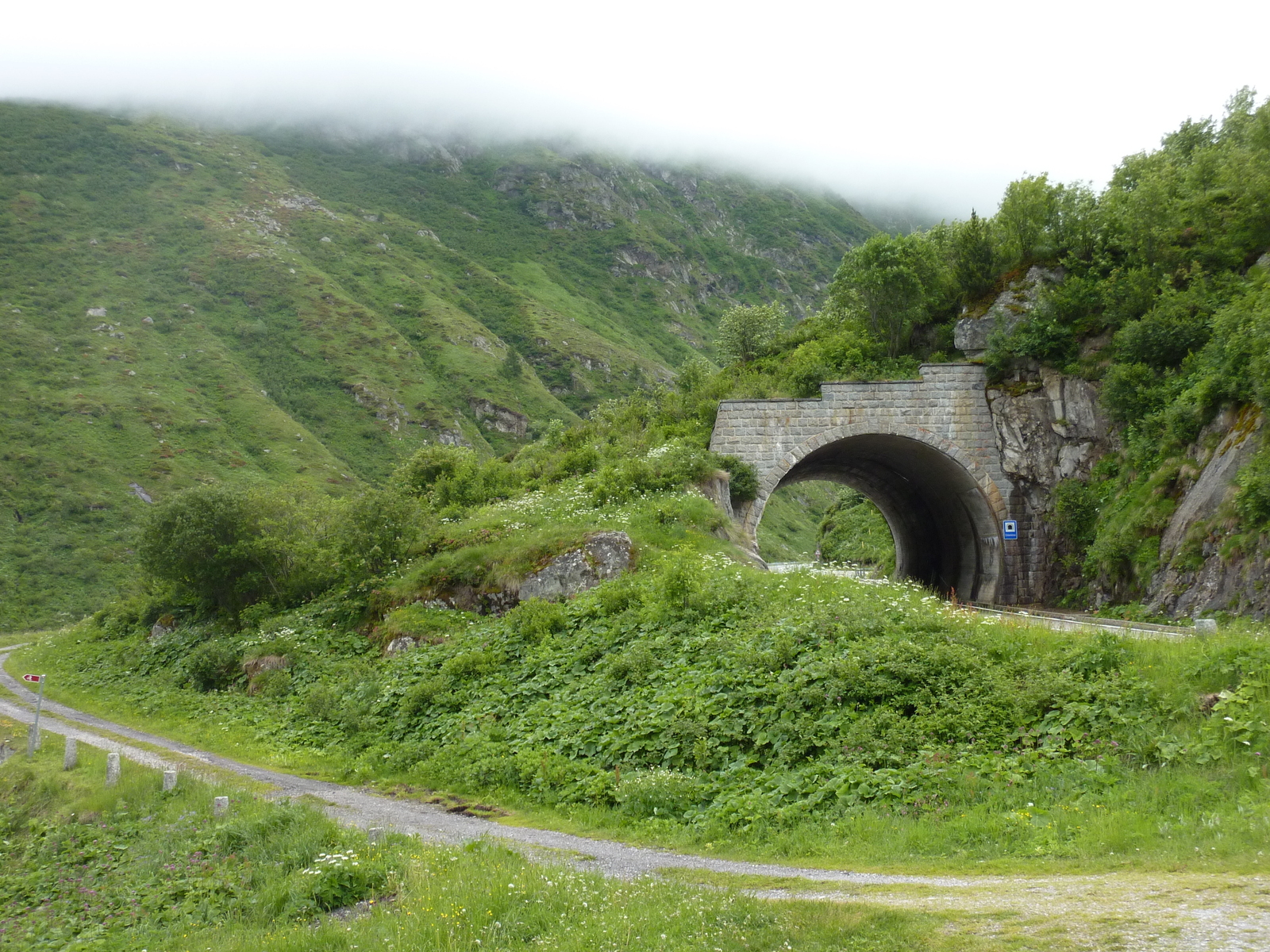 รูปถ่าย สวิสเซอร์แลนด์(Switzerland) ช่องเขากอตธาร์ด(Gotthard Pass) 2009-06 48