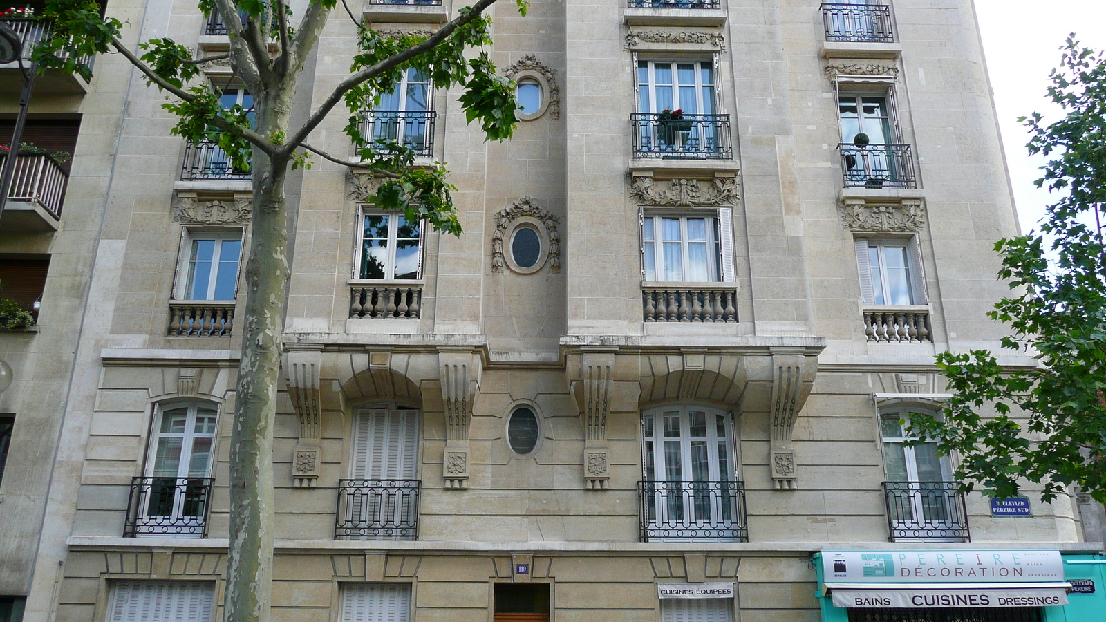 รูปถ่าย ฝรั่งเศส(France) ปารีส(Paris) คุ้มที่ 17 (17th Arrondissement) ถนนแปแรร์(Boulevard Pereire) 2007-05 60