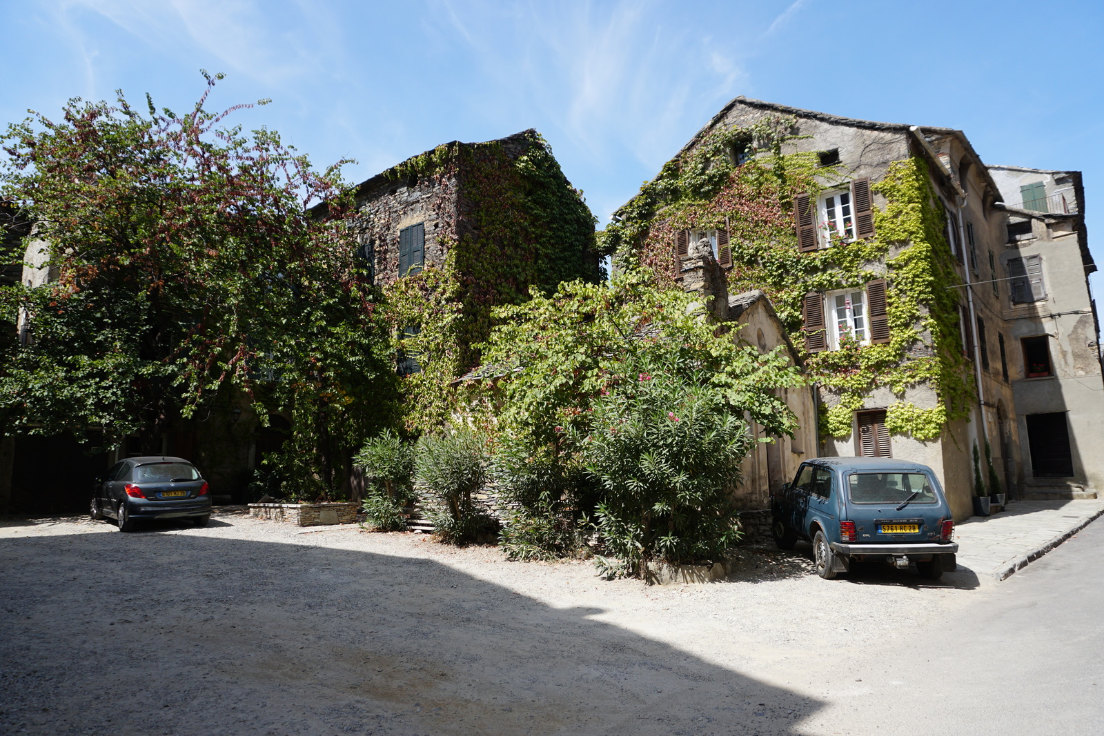 รูปถ่าย ฝรั่งเศส(France) คอร์สิคา(Corsica) เปนตา-ดี-กาซิงกา(Penta-di-Casinca) 2017-09 20