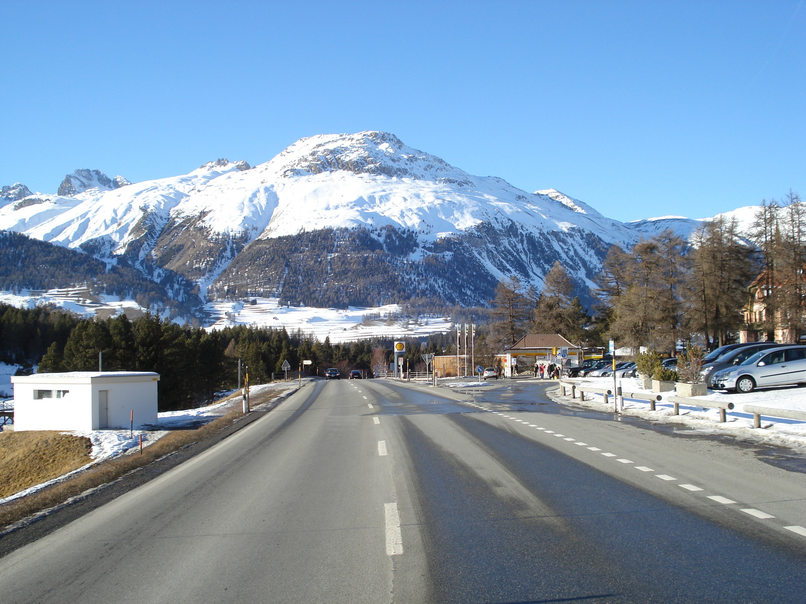 รูปถ่าย สวิสเซอร์แลนด์(Switzerland) ถนนจากปอนเตรซีนาไปเซนต์มอริตซ์(Pontresina to St Moritz Road) 2007-01 9