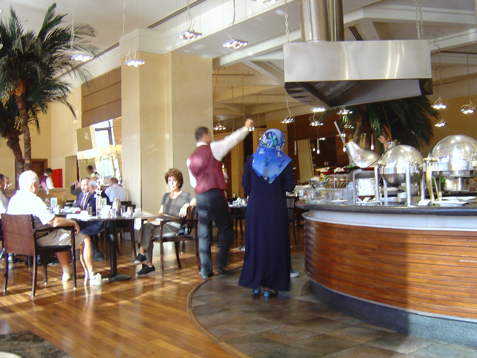 รูปถ่าย จอร์แดน(Jordan) อัมมาน(Amman) โรงแรมเลอเมอริเดียน(Le Meridien Hotel) 2004-10 21