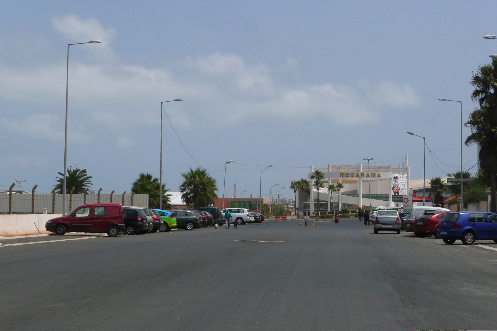 รูปถ่าย โมร็อกโก(Morocco) คาซาบลังกา(Casablanca) ถนนเลียบทะเลคาซาบลังกา(Casablanca Corniche) 2008-07 67