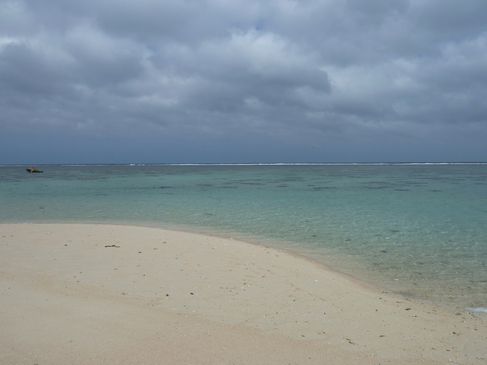 รูปถ่าย ฟิจิ(Fiji) ถนนจากนาดีไปนาตาโดลา(Nadi to Natadola road) 2010-05 101