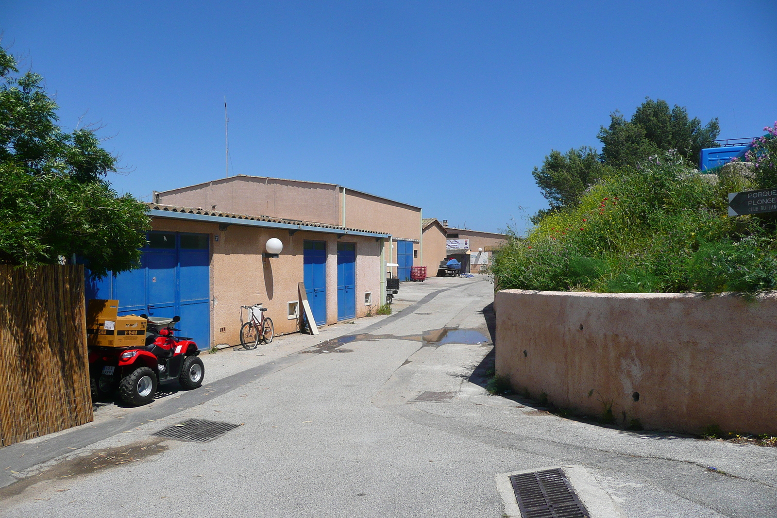รูปถ่าย ฝรั่งเศส(France) เกาะปอร์เกอรอล(Porquerolles Island) ท่าเรือปอร์เกอรอล(Porquerolles harbour) 2008-05 57