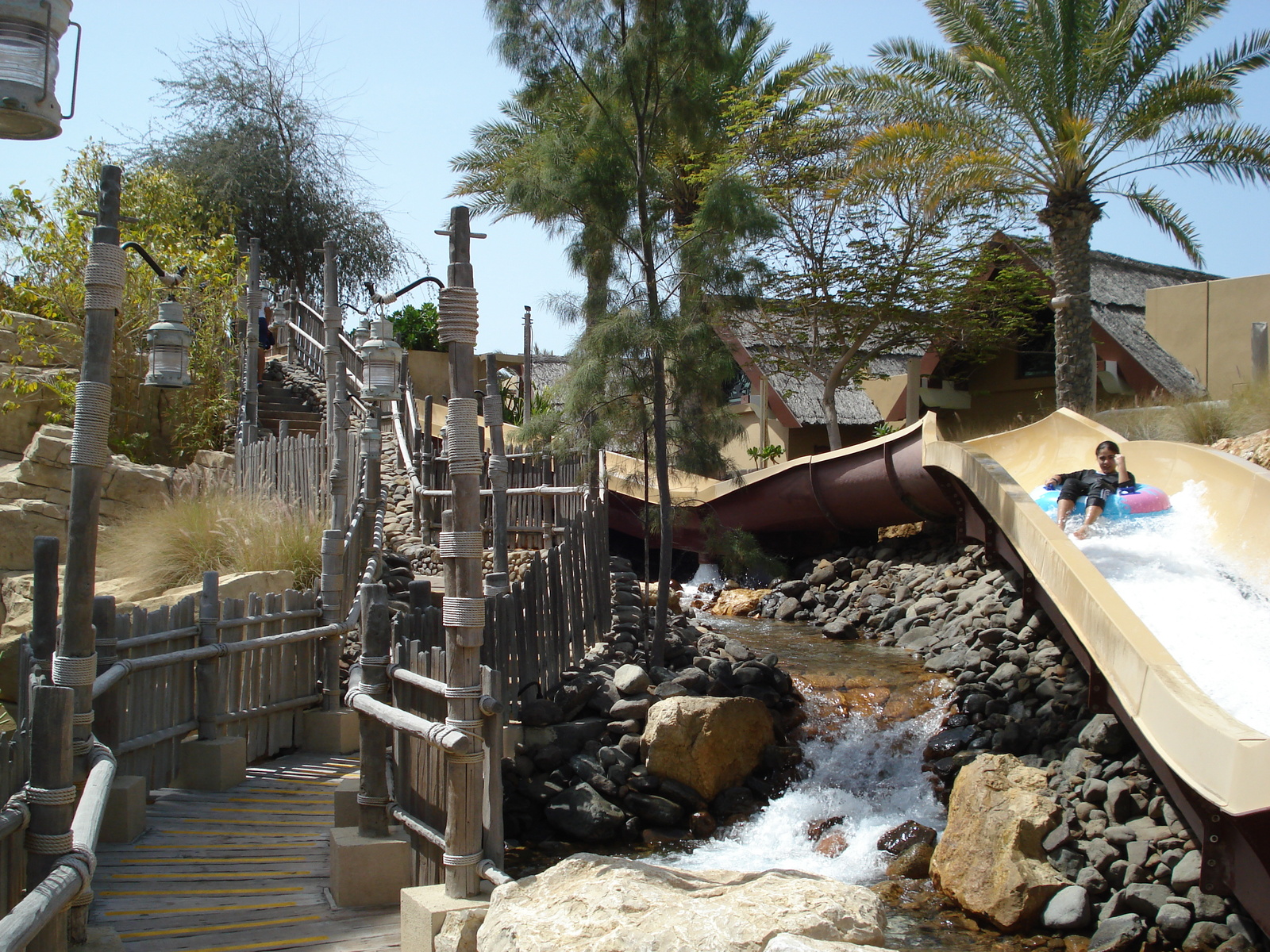รูปถ่าย สหรัฐอาหรับเอมิเรตส์(United Arab Emirates) ดูไบ(Dubai) สวนน้ำไวลด์วาดี(Wild Wadi) 2007-03 9