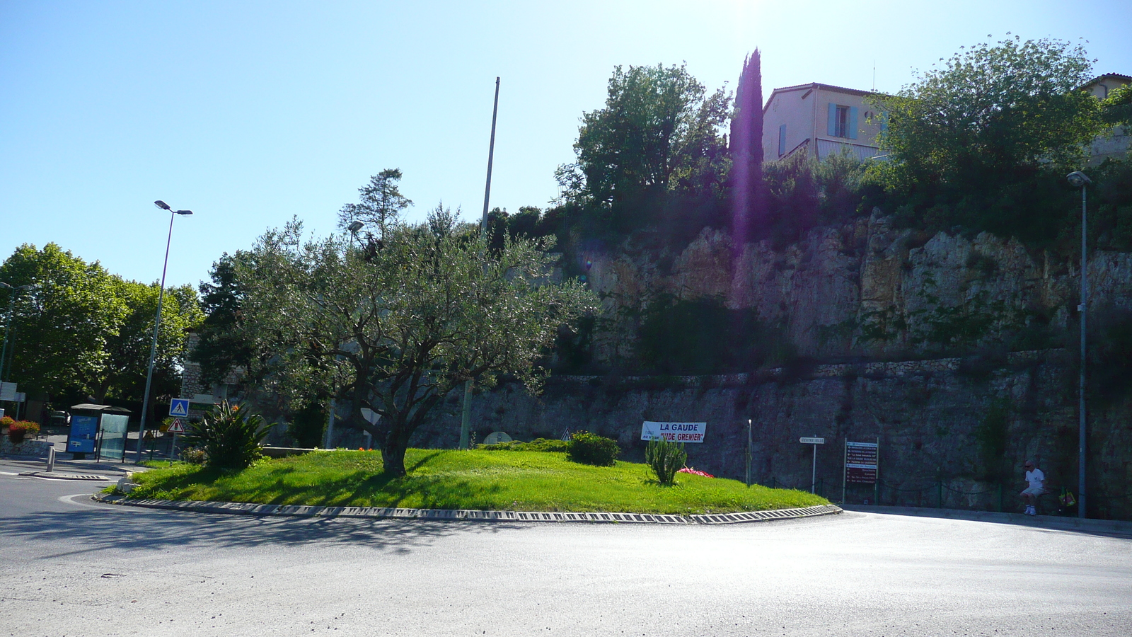 รูปถ่าย ฝรั่งเศส(France) ลาโกด(La Gaude) 2007-07 14