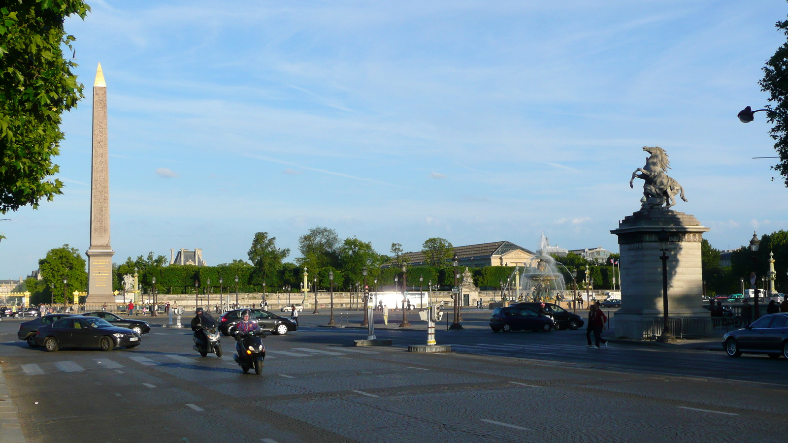 รูปถ่าย ฝรั่งเศส(France) ปารีส(Paris) ช็องเซลีเซ(Champs Elysees) 2007-04 41