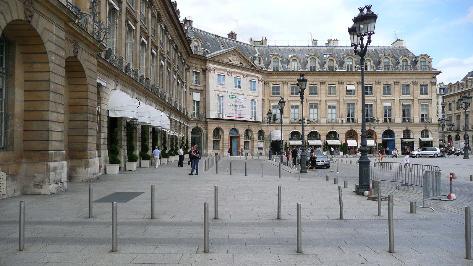 รูปถ่าย ฝรั่งเศส(France) ปารีส(Paris) จัตุรัสว็องโดม(Place Vendome) 2007-07 39