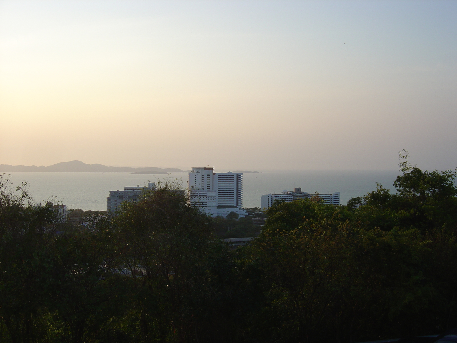 รูปถ่าย ไทย(Thailand) พัทยา(Pattaya) 2004-12 8