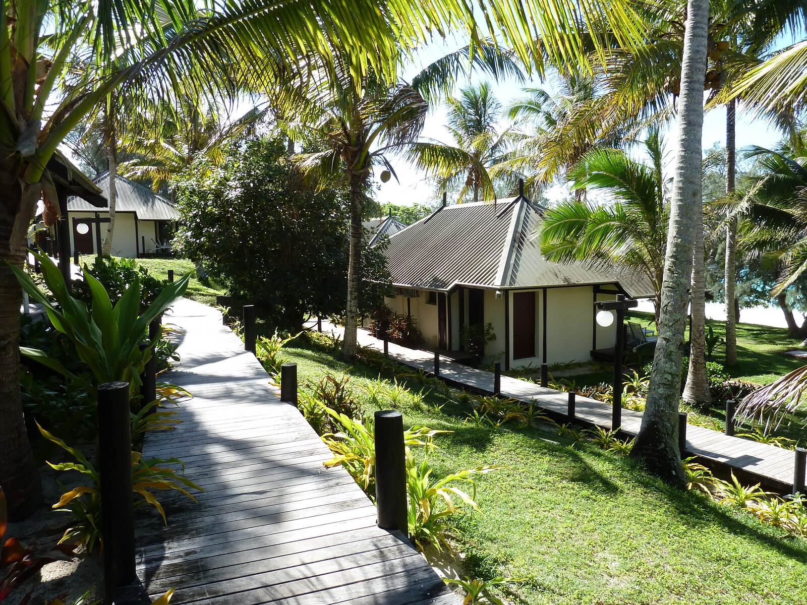 รูปถ่าย นิวแคลิโดเนีย(New Caledonia) เกาะลีฟู(Lifou) โรงแรมเดรฮูวิลเลจ(Drehu Village Hotel) 2010-05 86
