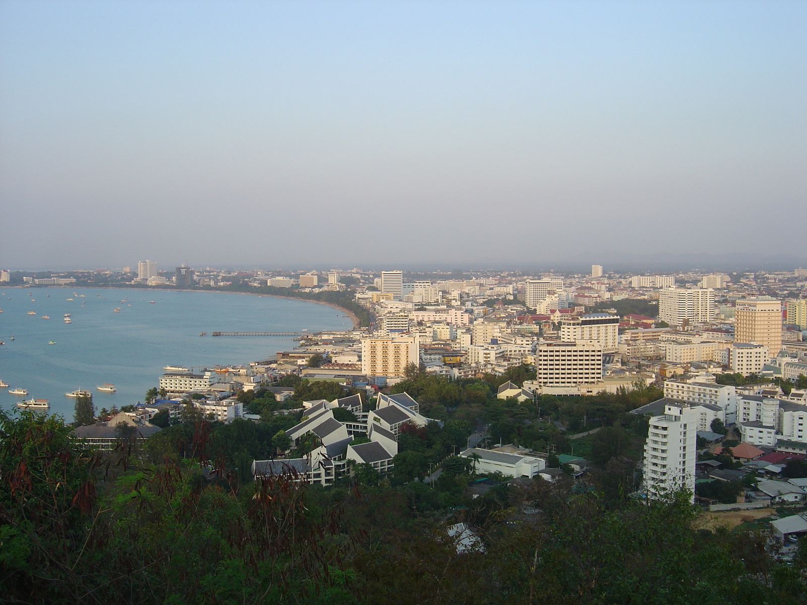 รูปถ่าย ไทย(Thailand) พัทยา(Pattaya) 2004-12 7