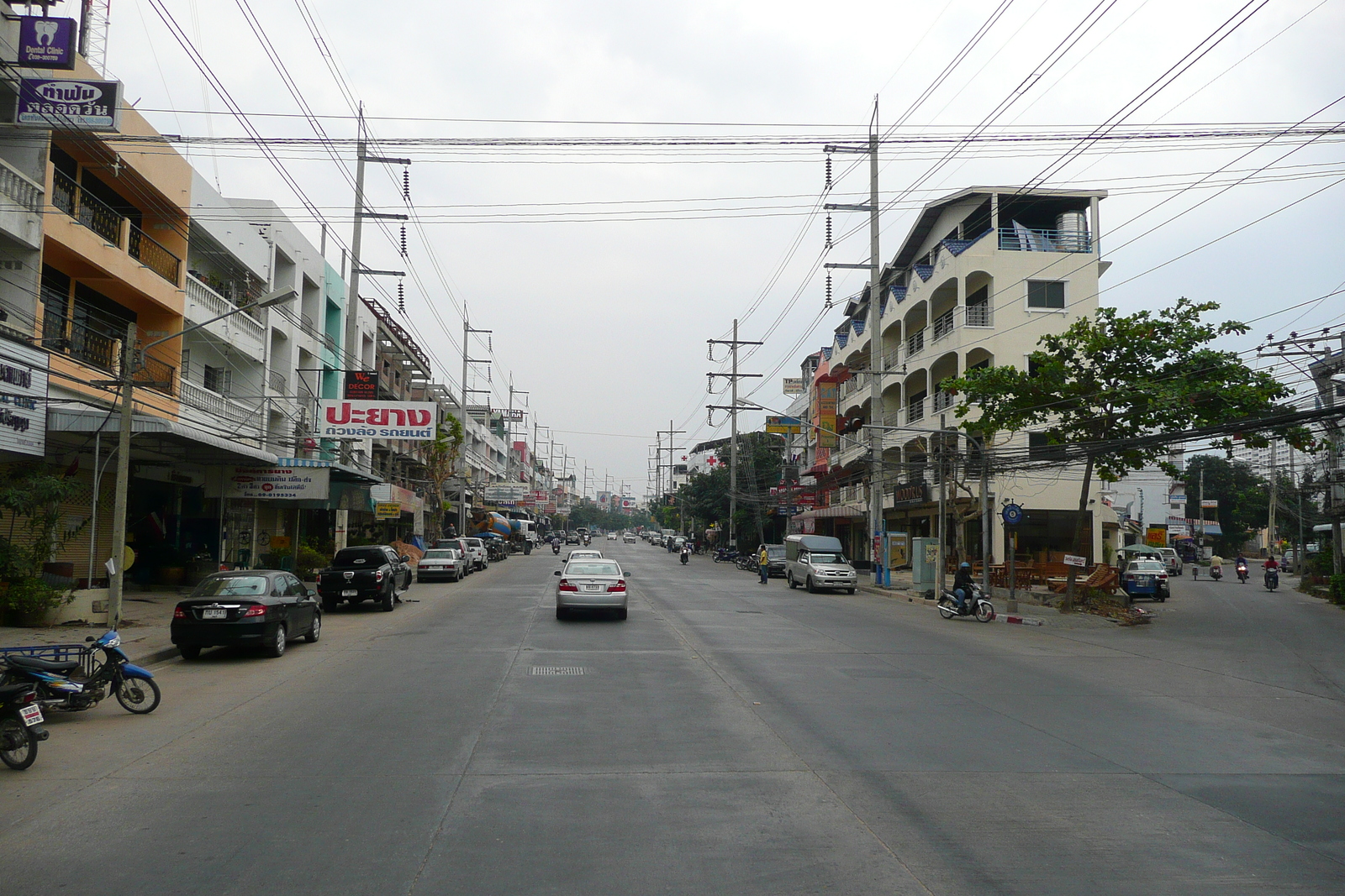 รูปถ่าย ไทย(Thailand) พัทยา(Pattaya) ถนนเทพประสิทธิ์(Thepprasit) 2008-01 34