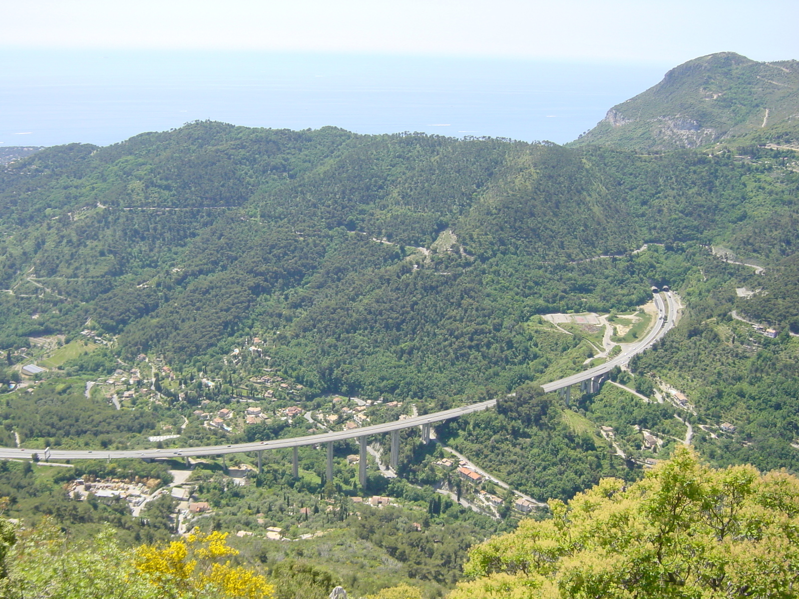 รูปถ่าย ฝรั่งเศส(France) มอตง(Menton) 2003-05 10