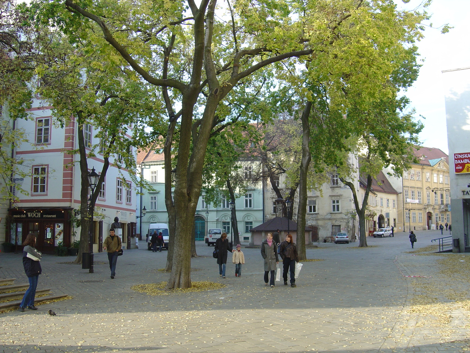 รูปถ่าย สโลวะเกีย(Slovakia) บราทิสลาวา(Bratislava) 2004-11 49
