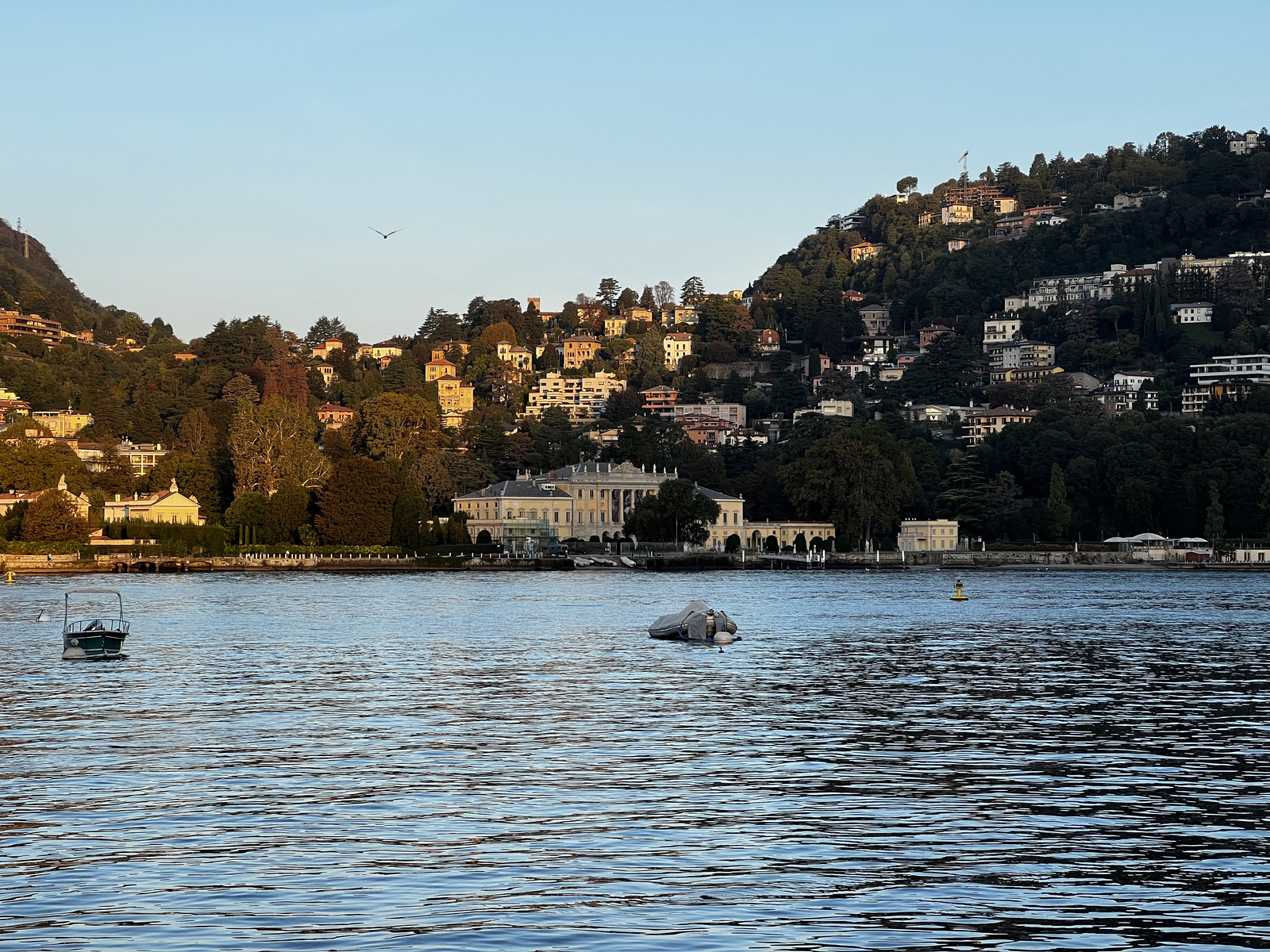 รูปถ่าย อิตาลี(Italy) โคโม(Como) 2023-10 26