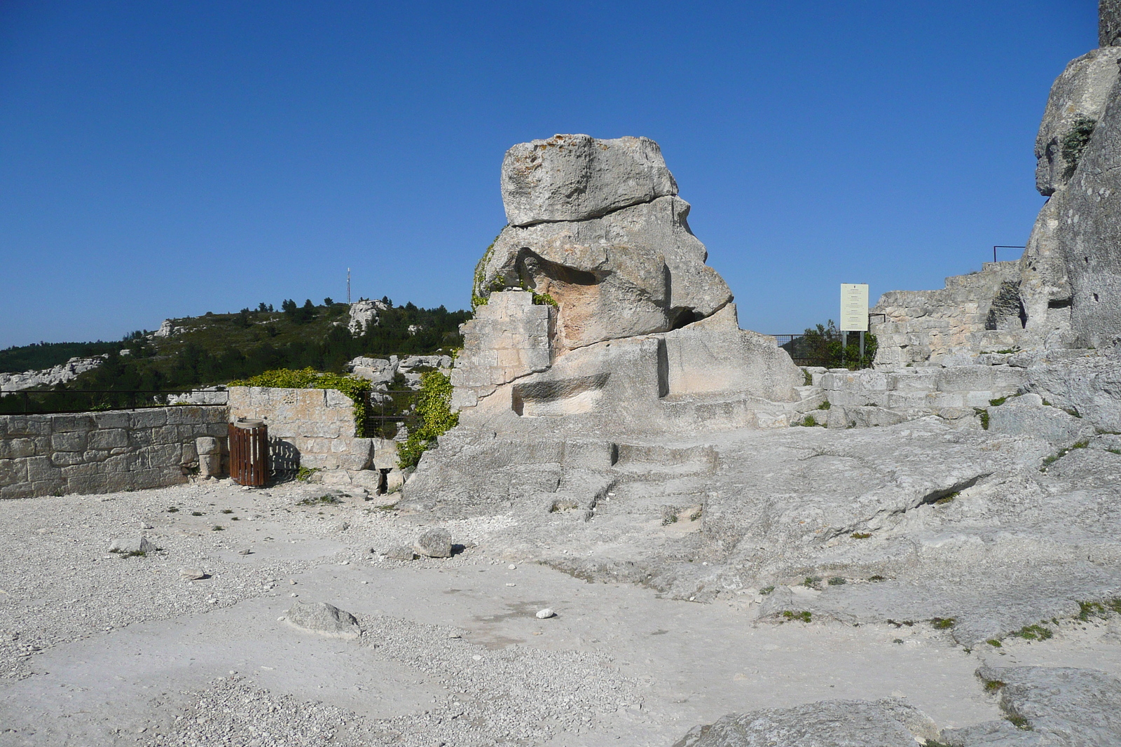 รูปถ่าย ฝรั่งเศส(France) เลส์โบเดอโพรว็องซ์(Baux de Provence) ปราสาทโบเดอโพรว็องส์(Baux de Provence Castle) 2008-04 29