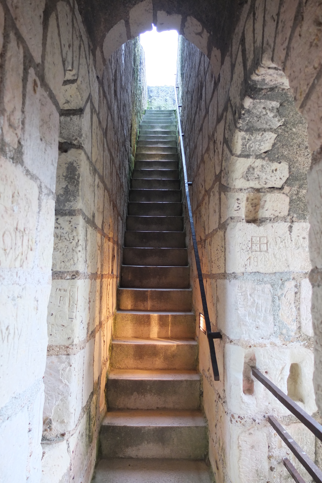 รูปถ่าย ฝรั่งเศส(France) ปราสาทลอช(Loches Castle) 2013-01 75