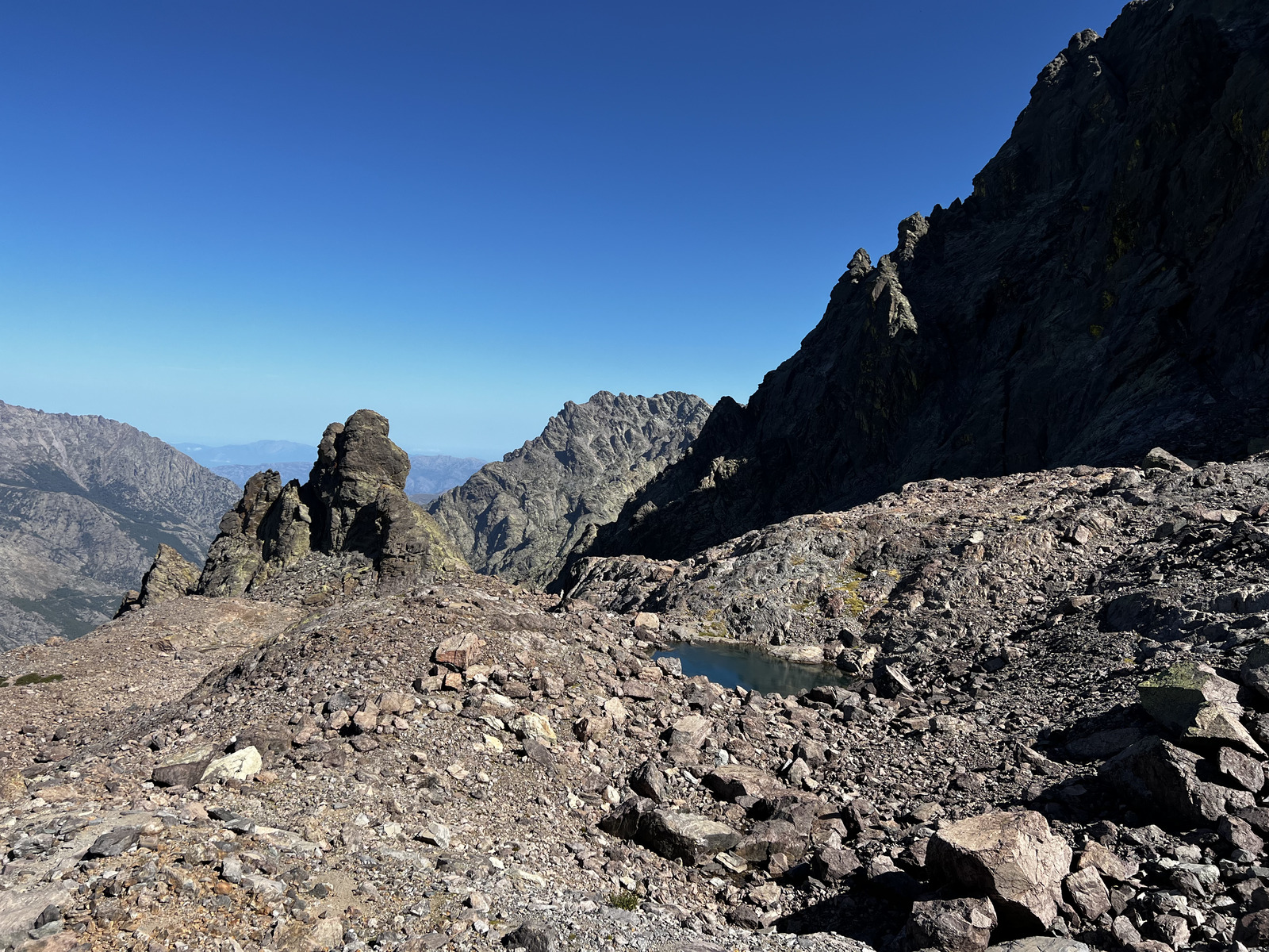 รูปถ่าย ฝรั่งเศส(France) คอร์สิคา(Corsica) ภูเขามอนเตชินโต(Monte Cinto) 2023-10 29