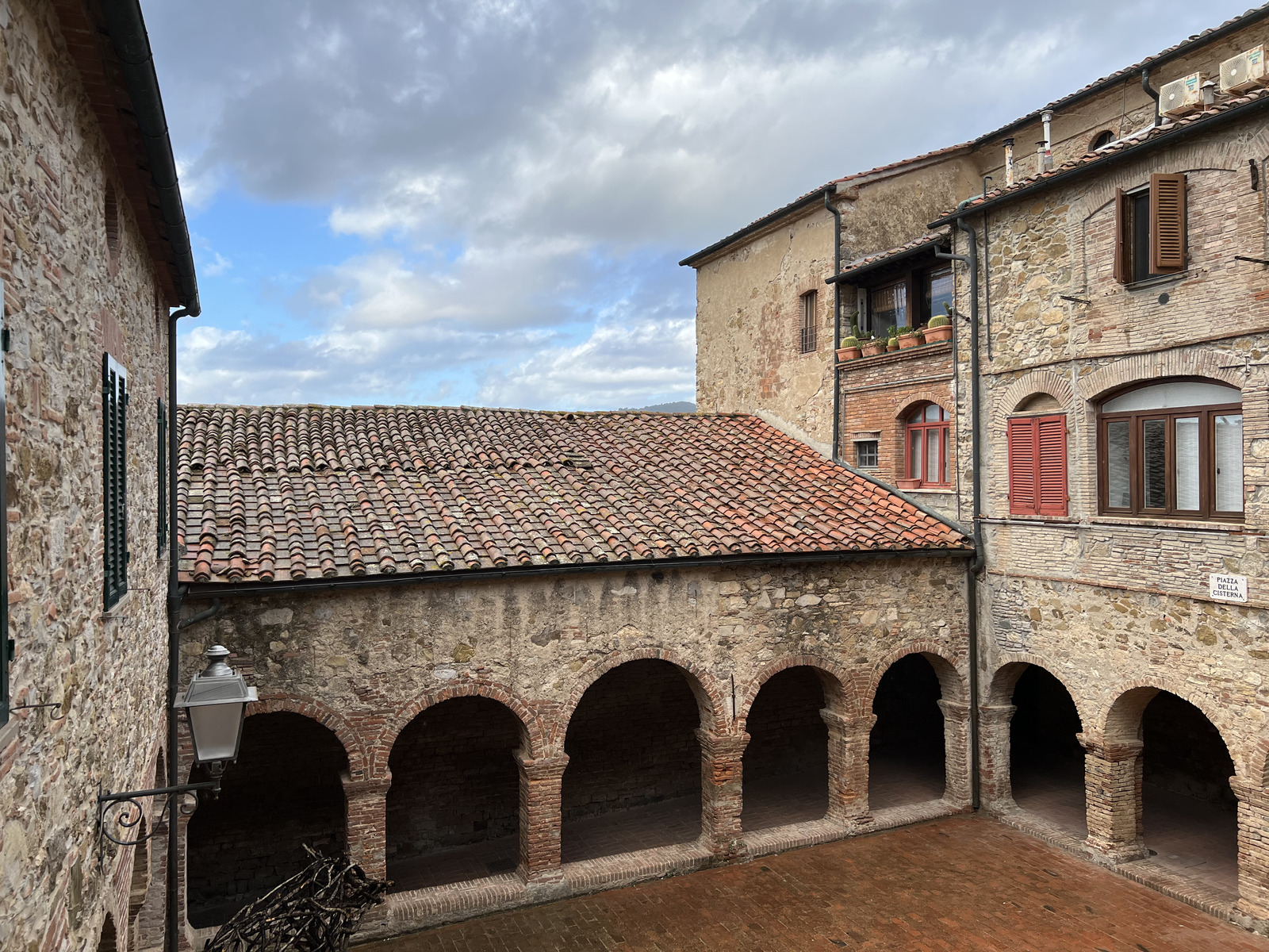 รูปถ่าย อิตาลี(Italy) ซูเวเรโต(Suvereto) 2021-09 11