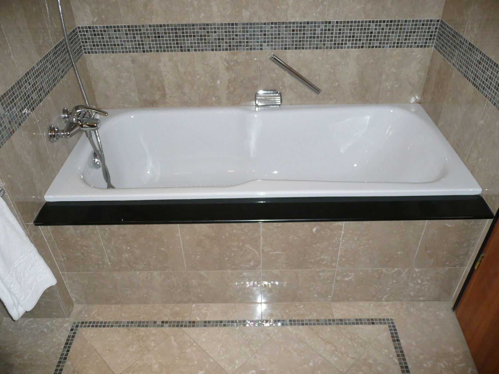 รูปถ่าย ฮังการี(Hungary) บูดาเปสต์(Budapest) โรงแรมเคมพินสกี้ คอร์วินุส(Kempinski Hotel Corvinus) 2007-06 65