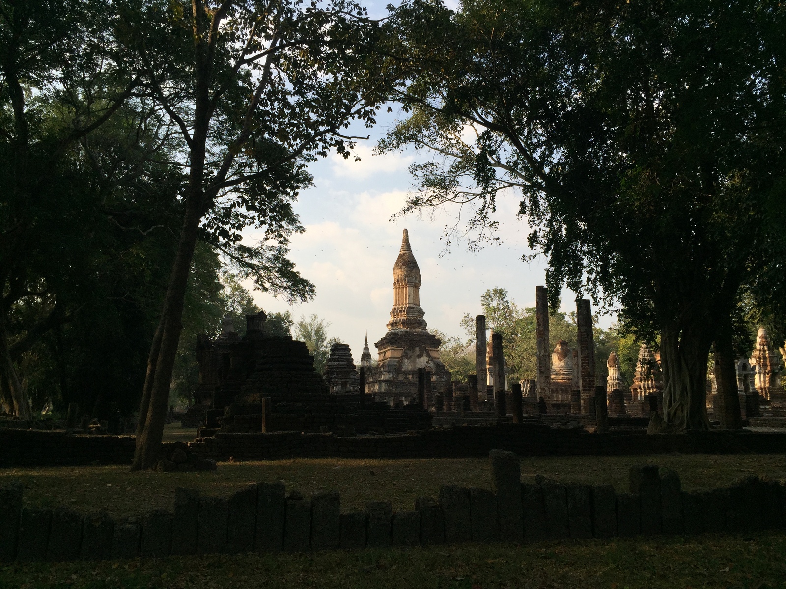 รูปถ่าย ไทย(Thailand) อุทยานประวัติศาสตร์ศรีสัชนาลัย(Si satchanalai historical park) 2014-12 126